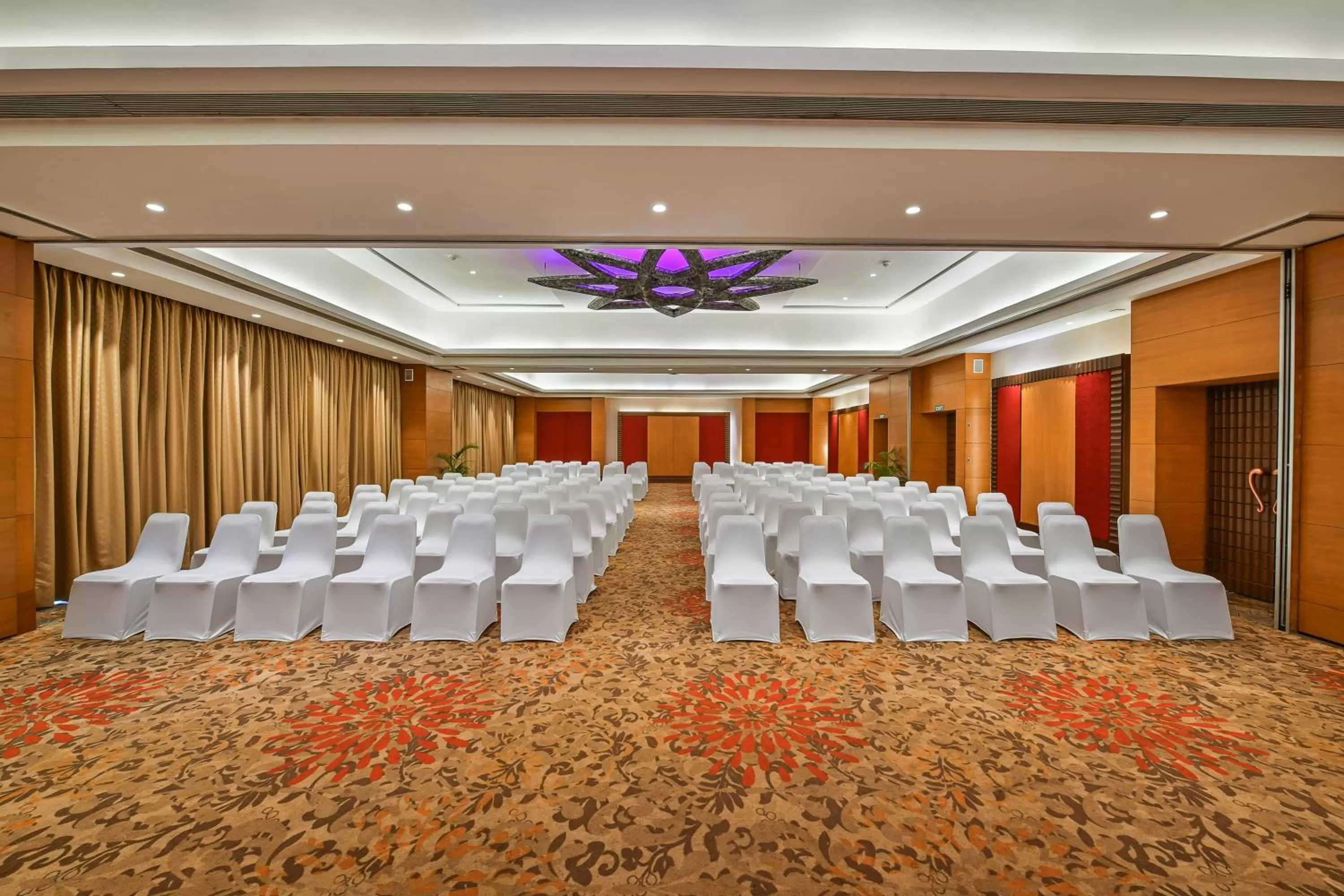 Meeting/conference room in Fariyas Resort Lonavala