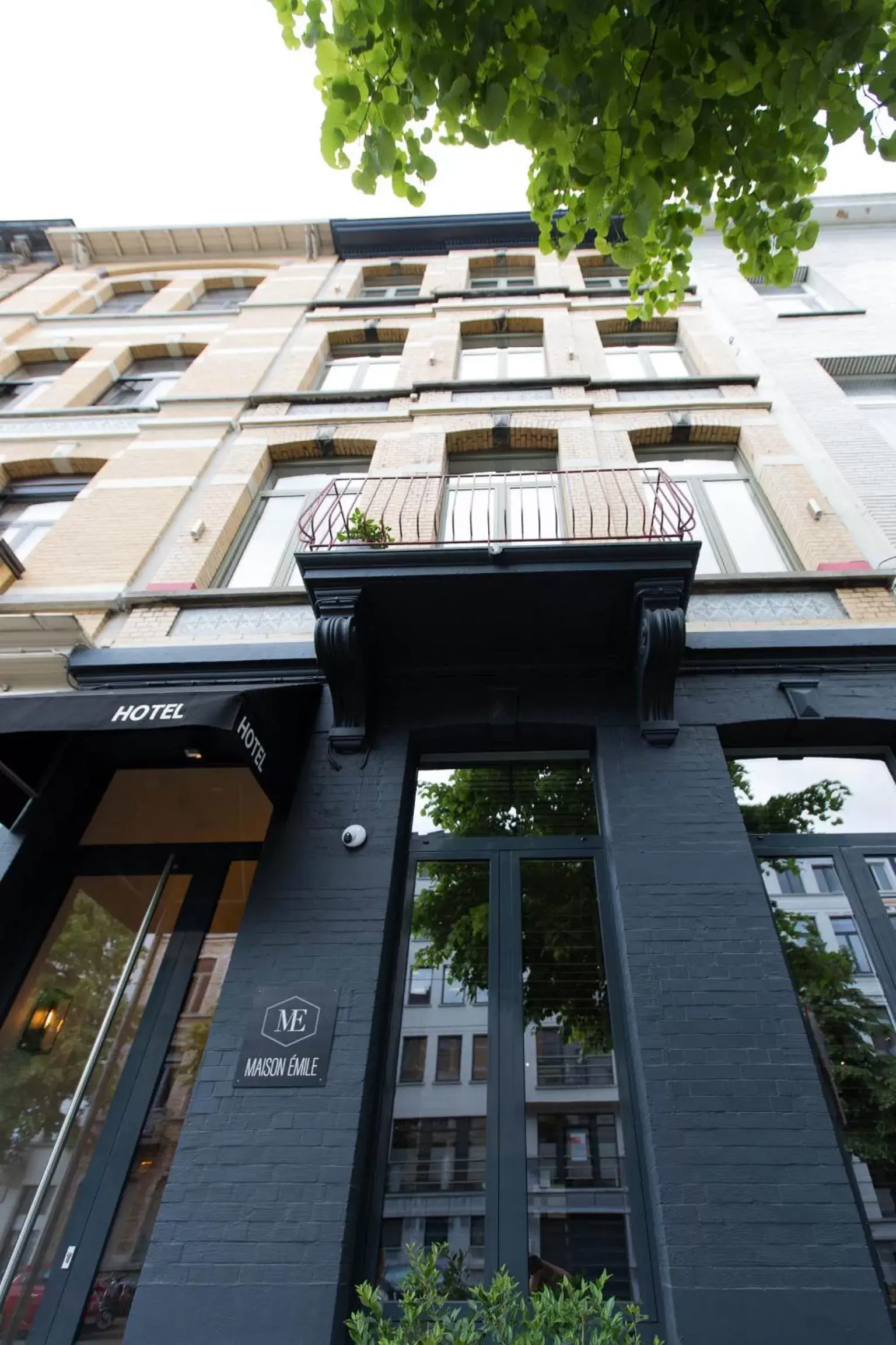 Facade/entrance, Property Building in Boutique hotel Maison Emile