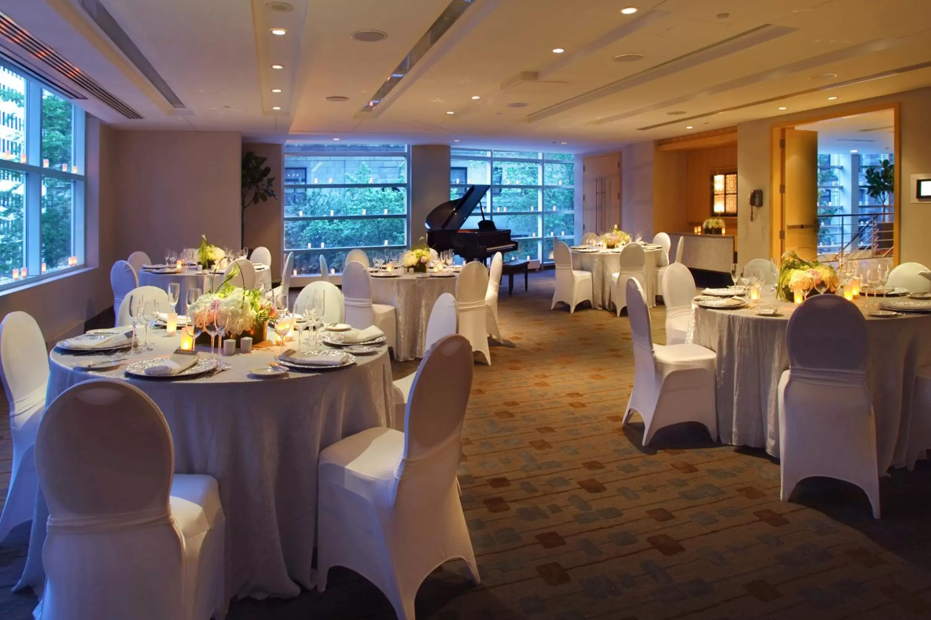 Banquet/Function facilities, Restaurant/Places to Eat in Sofitel Montreal Golden Mile