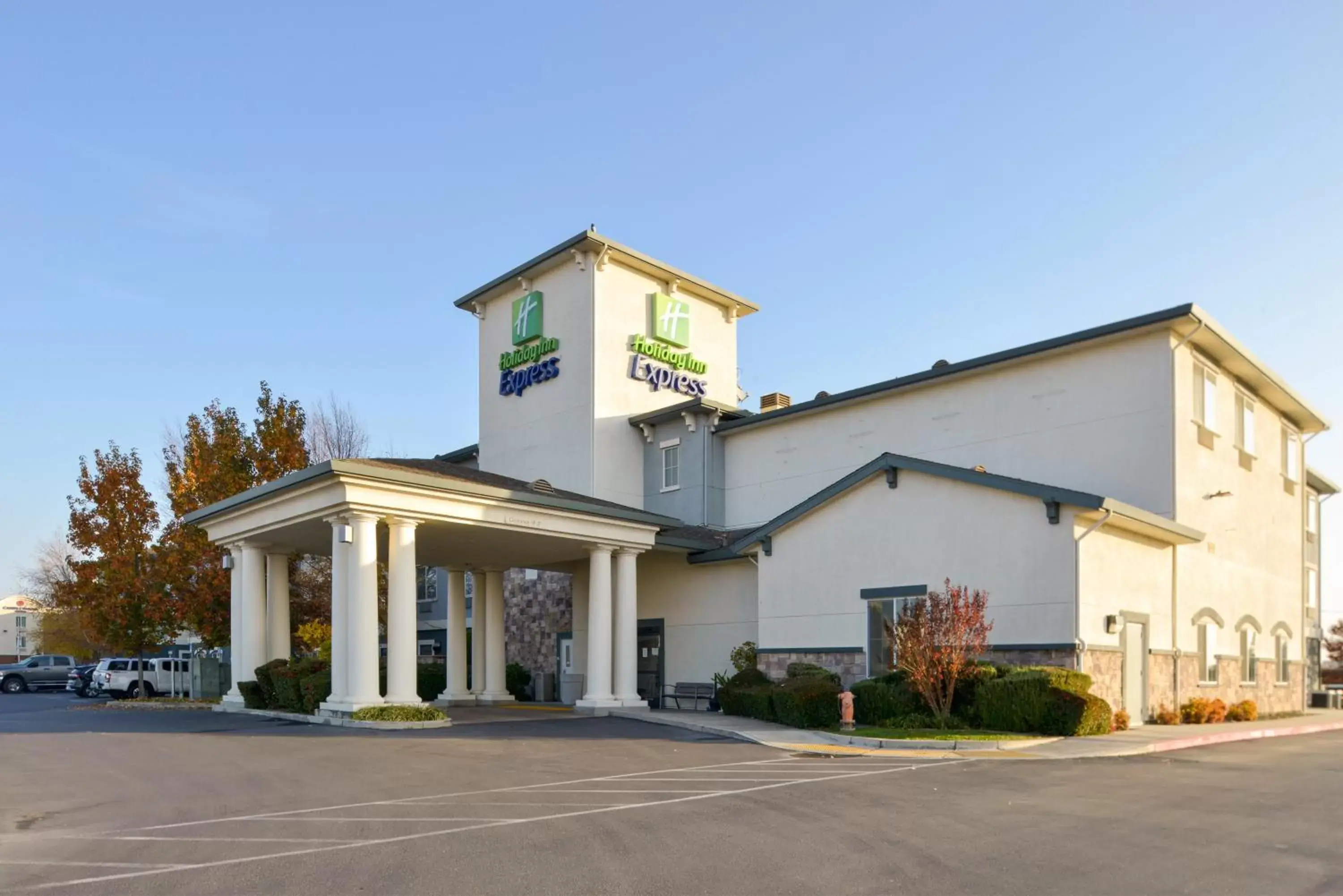 Property building in Holiday Inn Express Lodi, an IHG Hotel