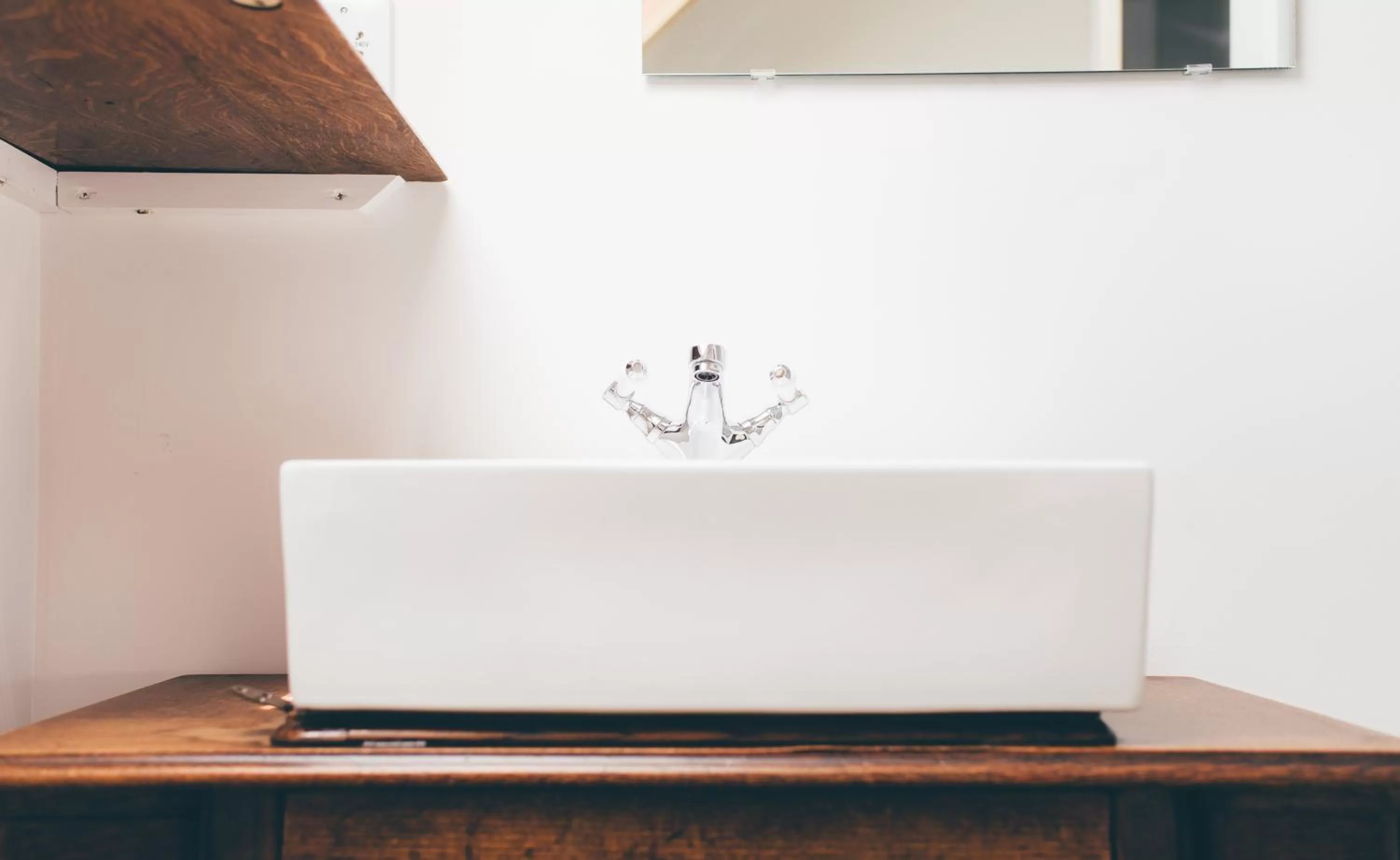 Bathroom, TV/Entertainment Center in Selkies NQY