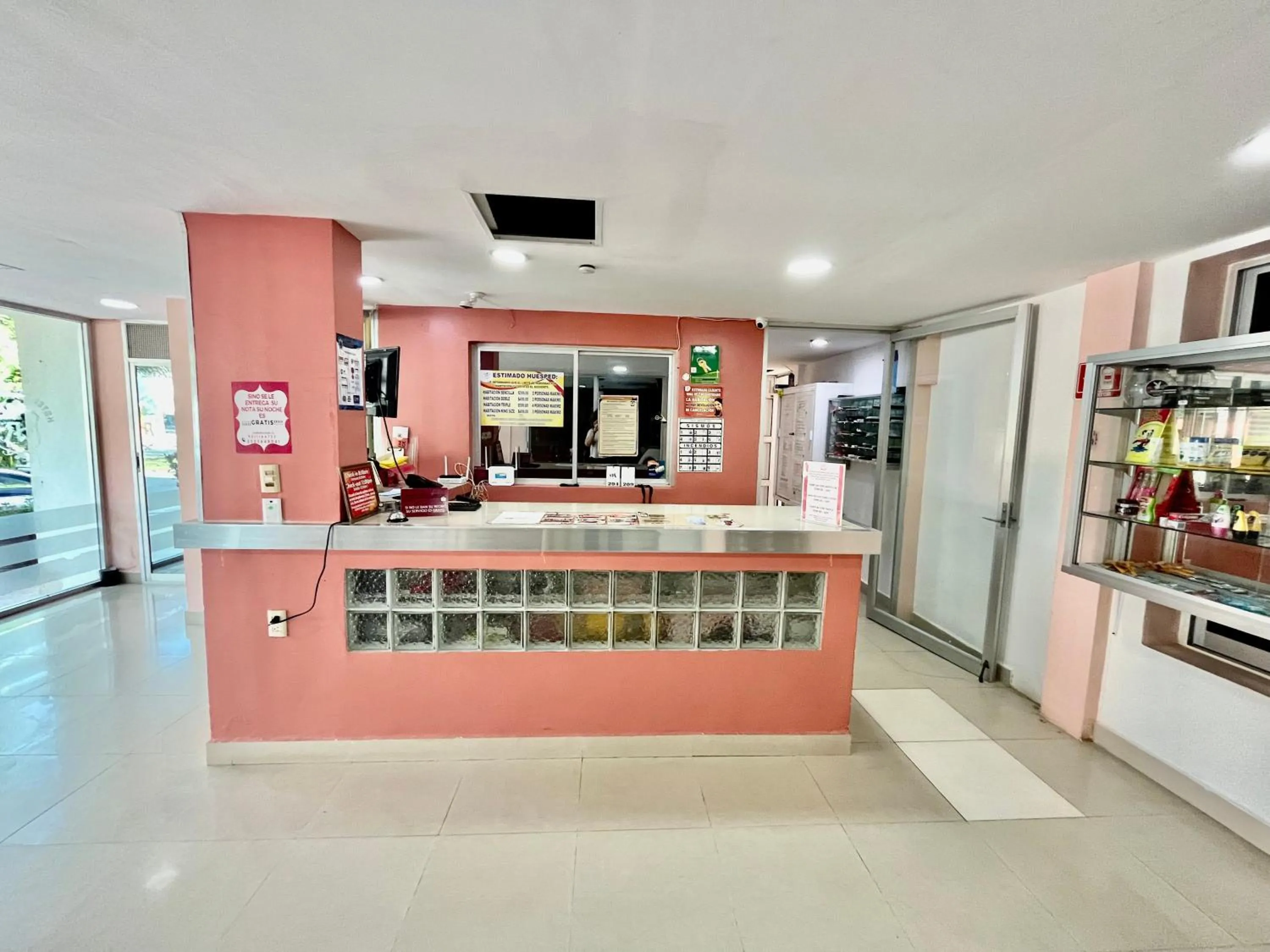 Lobby or reception in OYO Hotel Puerto Real Coatzacoalcos