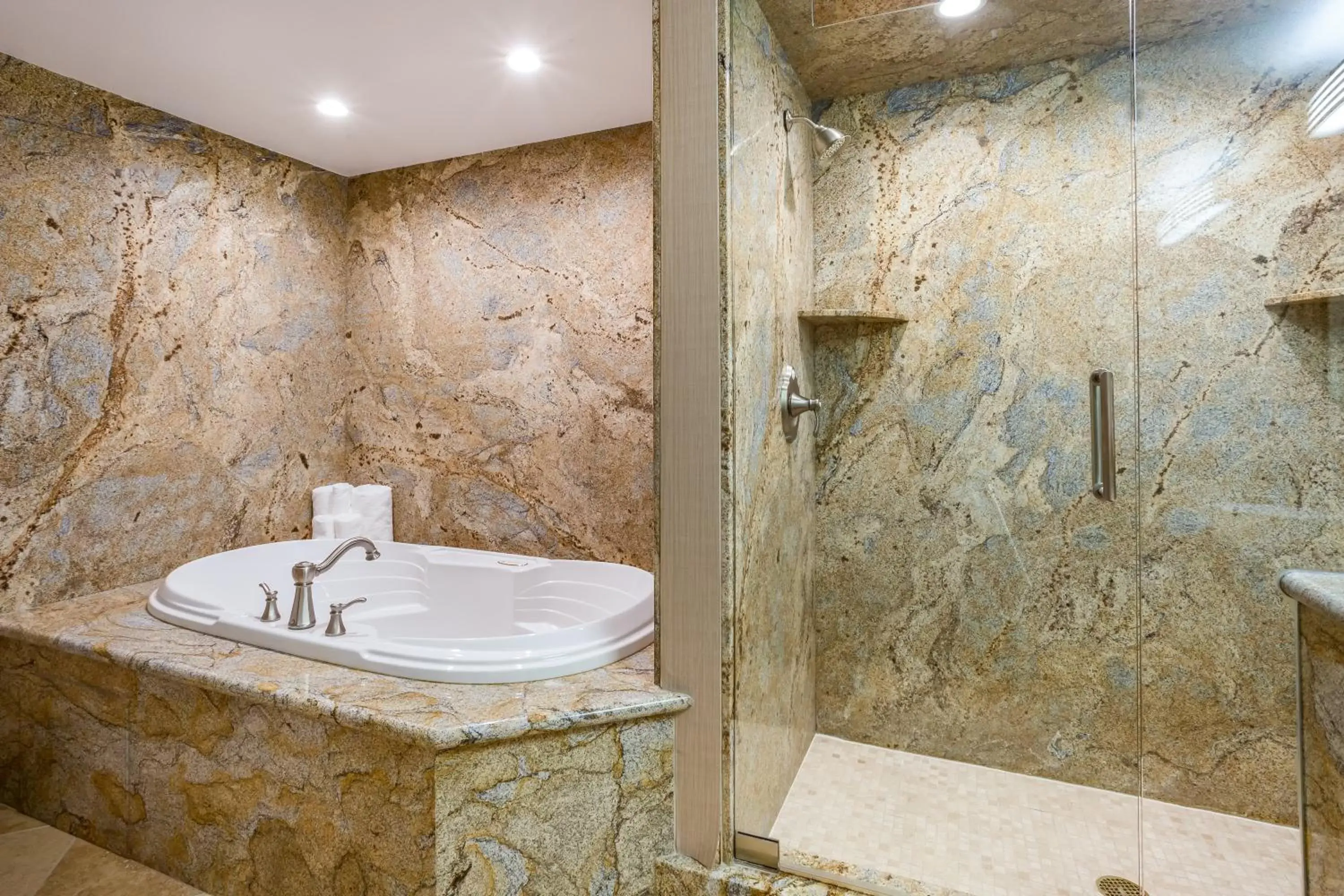 Bathroom in Holiday Inn - South Jordan - SLC South, an IHG Hotel
