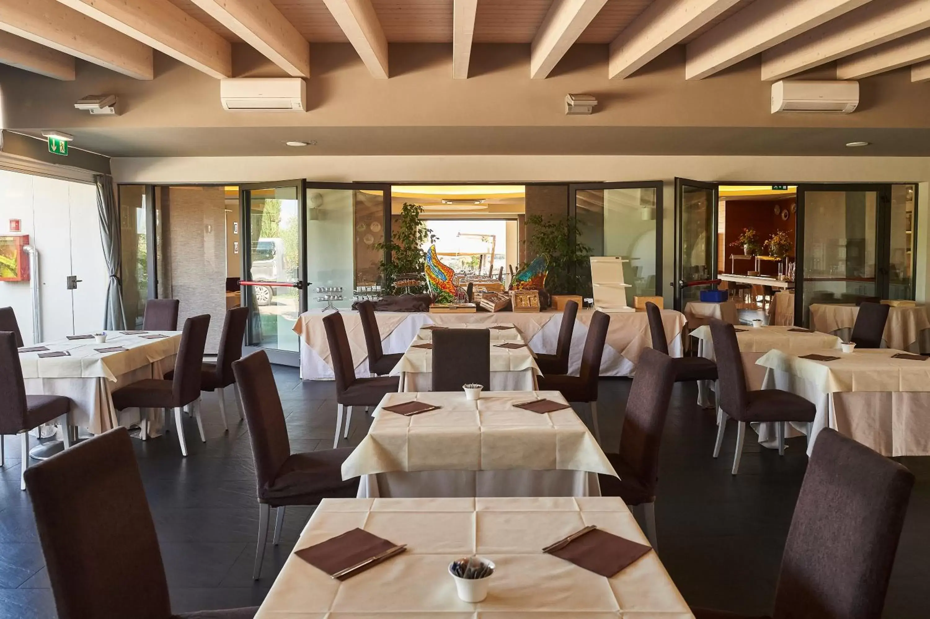 Restaurant/Places to Eat in Hotel Resort Villa Luisa & Spa