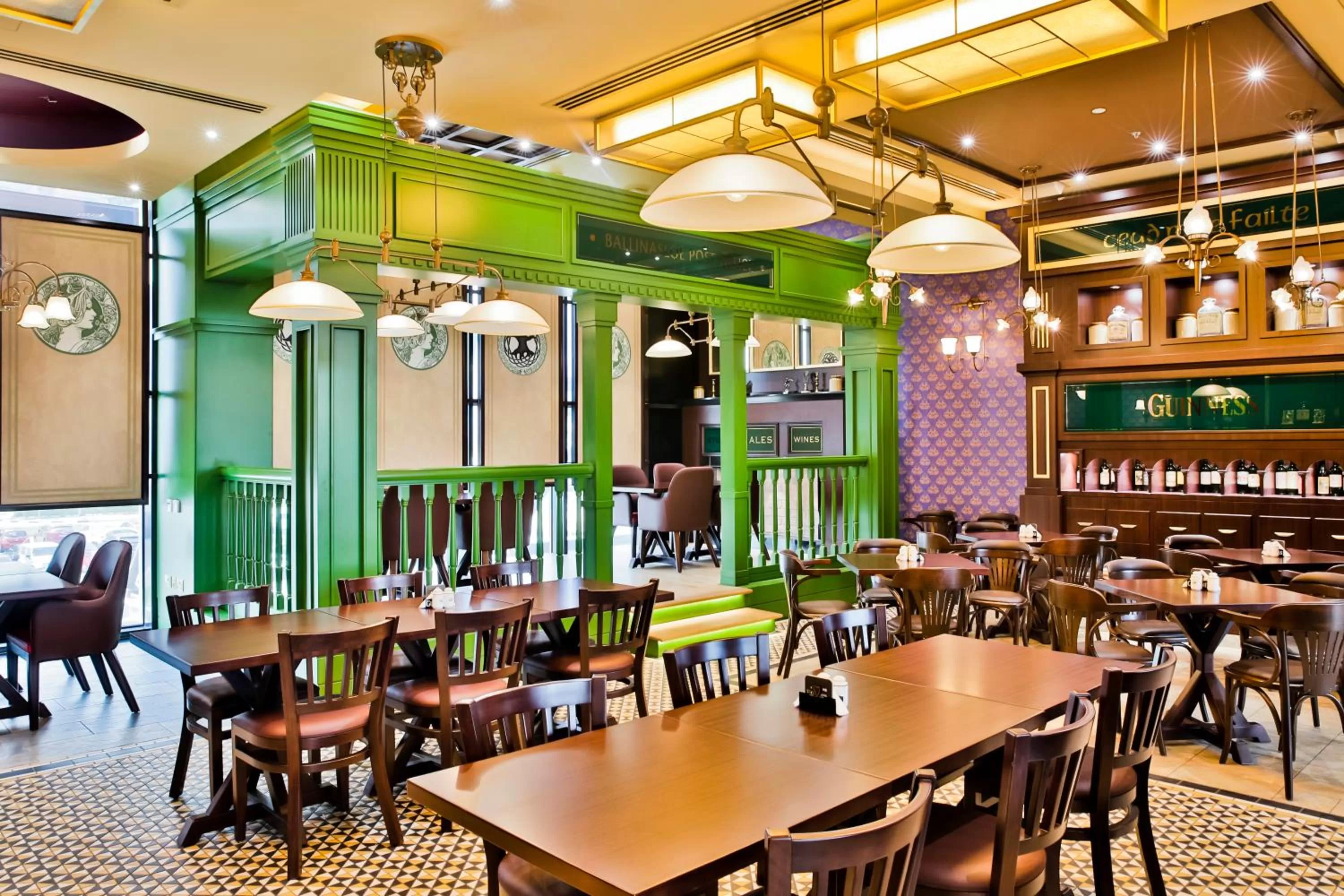 Restaurant/places to eat in Studio One Hotel