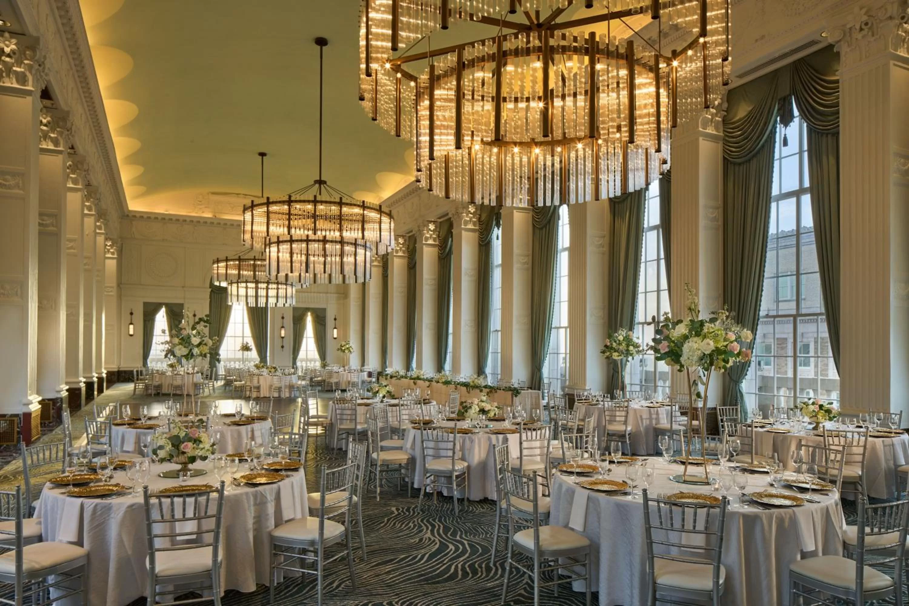 Lobby or reception in Marriott St. Louis Grand