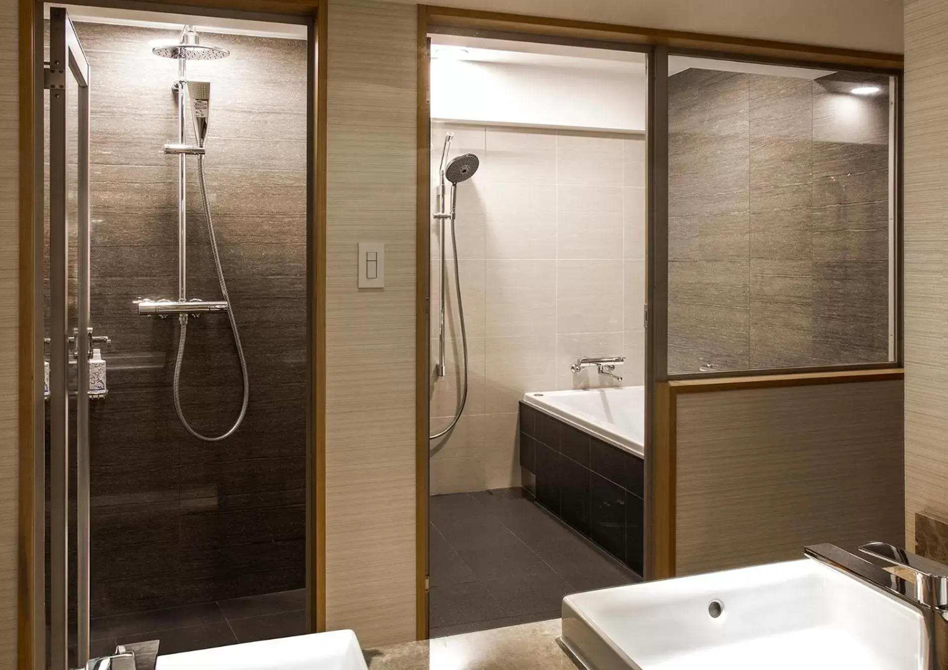 Bathroom in RIHGA Royal Hotel Kyoto