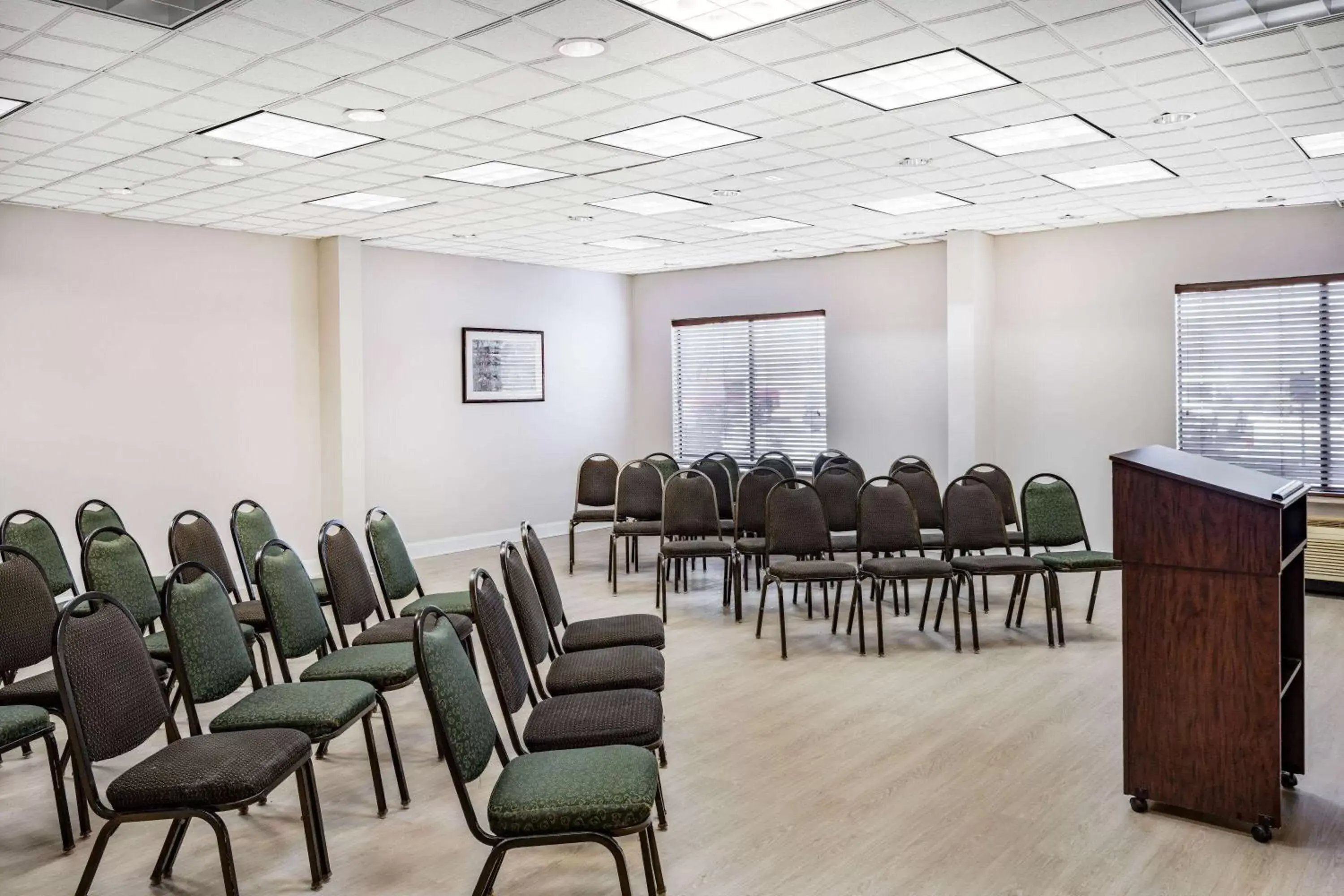 Meeting/conference room in Wingate by Wyndham Atlanta-Duluth