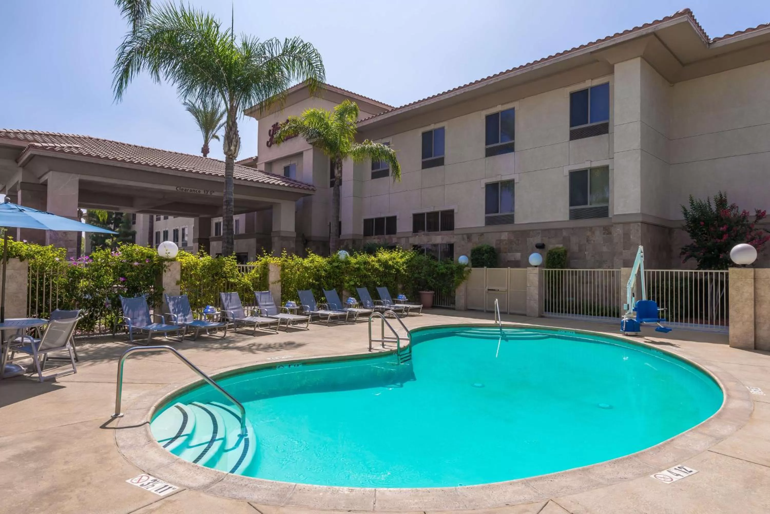 Pool view in Hampton Inn & Suites Ontario