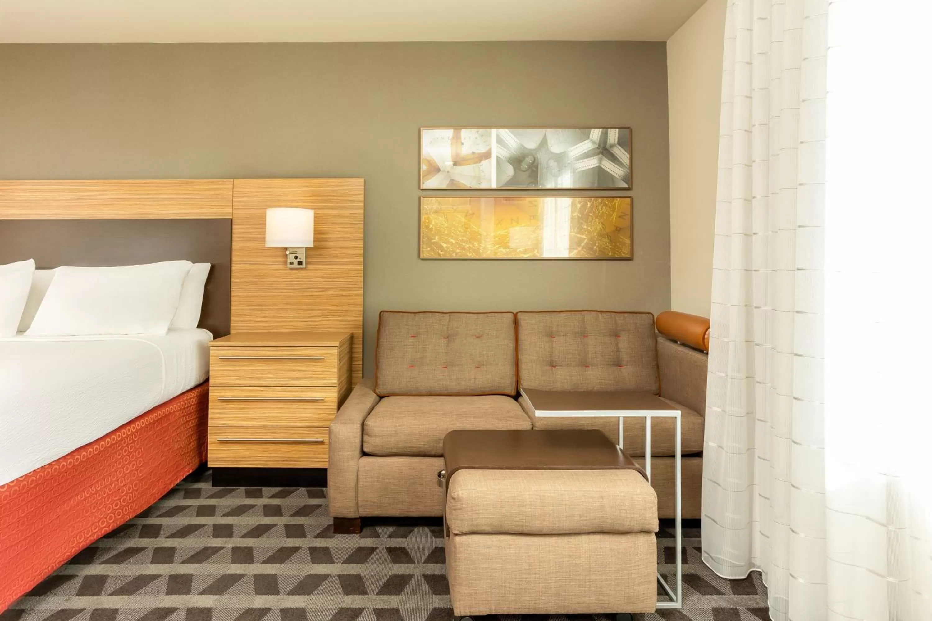 Bedroom, Bed in TownePlace Suites By Marriott Las Vegas Stadium District