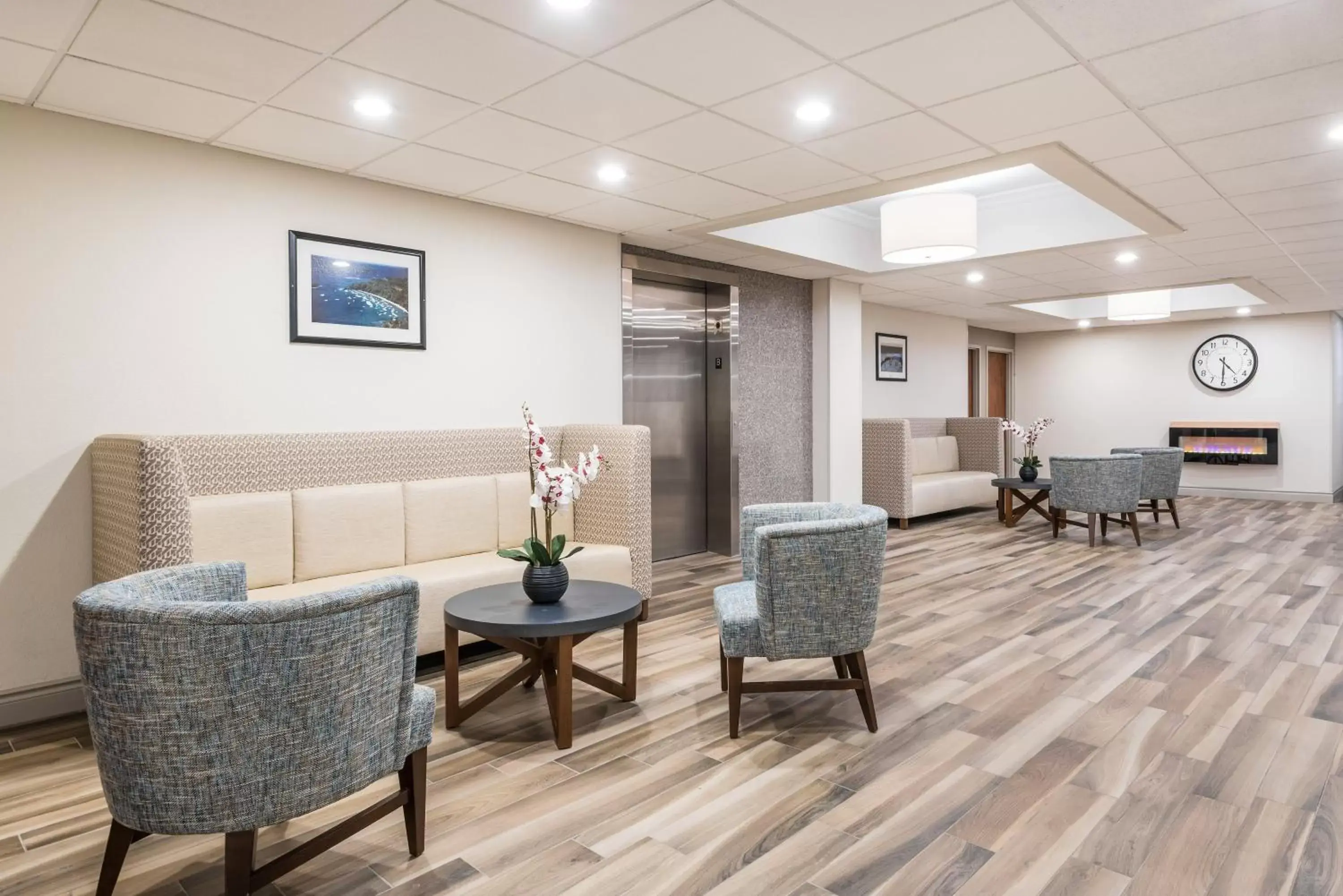 Property building in Holiday Inn Express Hotel & Suites 1000 Islands - Gananoque by IHG Property building in Holiday Inn Express Hotel & Suites 1000 Islands - Gananoque by IHG