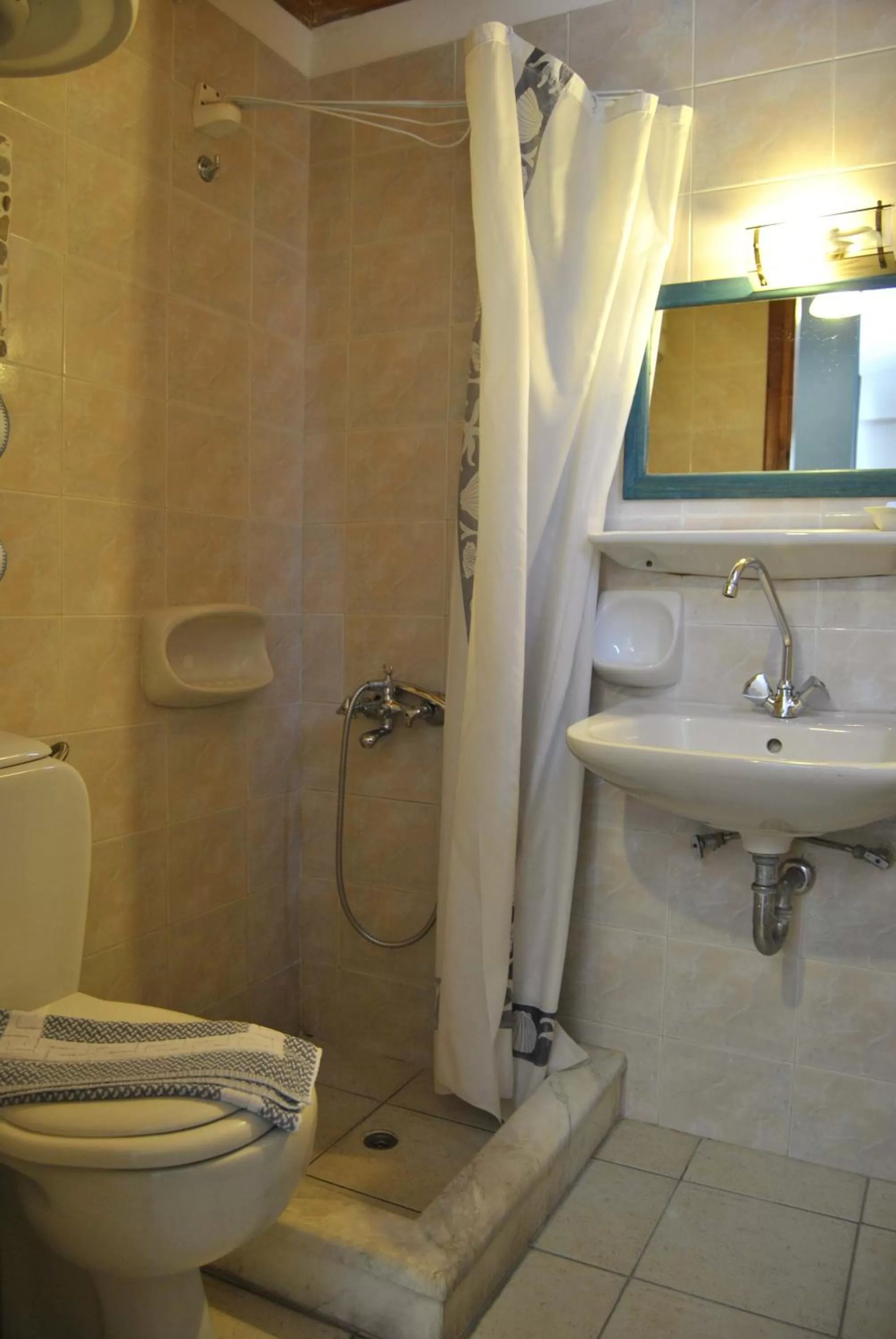 Bathroom in Filoxenia Studios