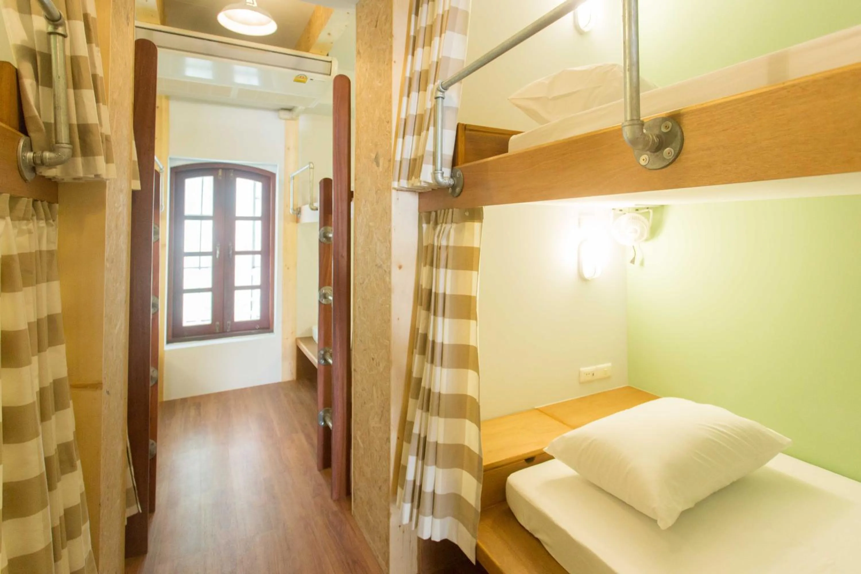 Bed in Barn & Bed Hostel