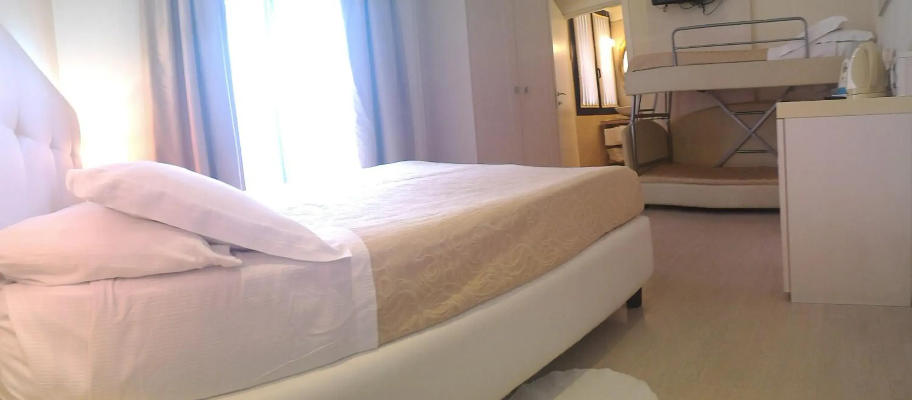 bunk bed, Bed in Ferretti Beach Hotel