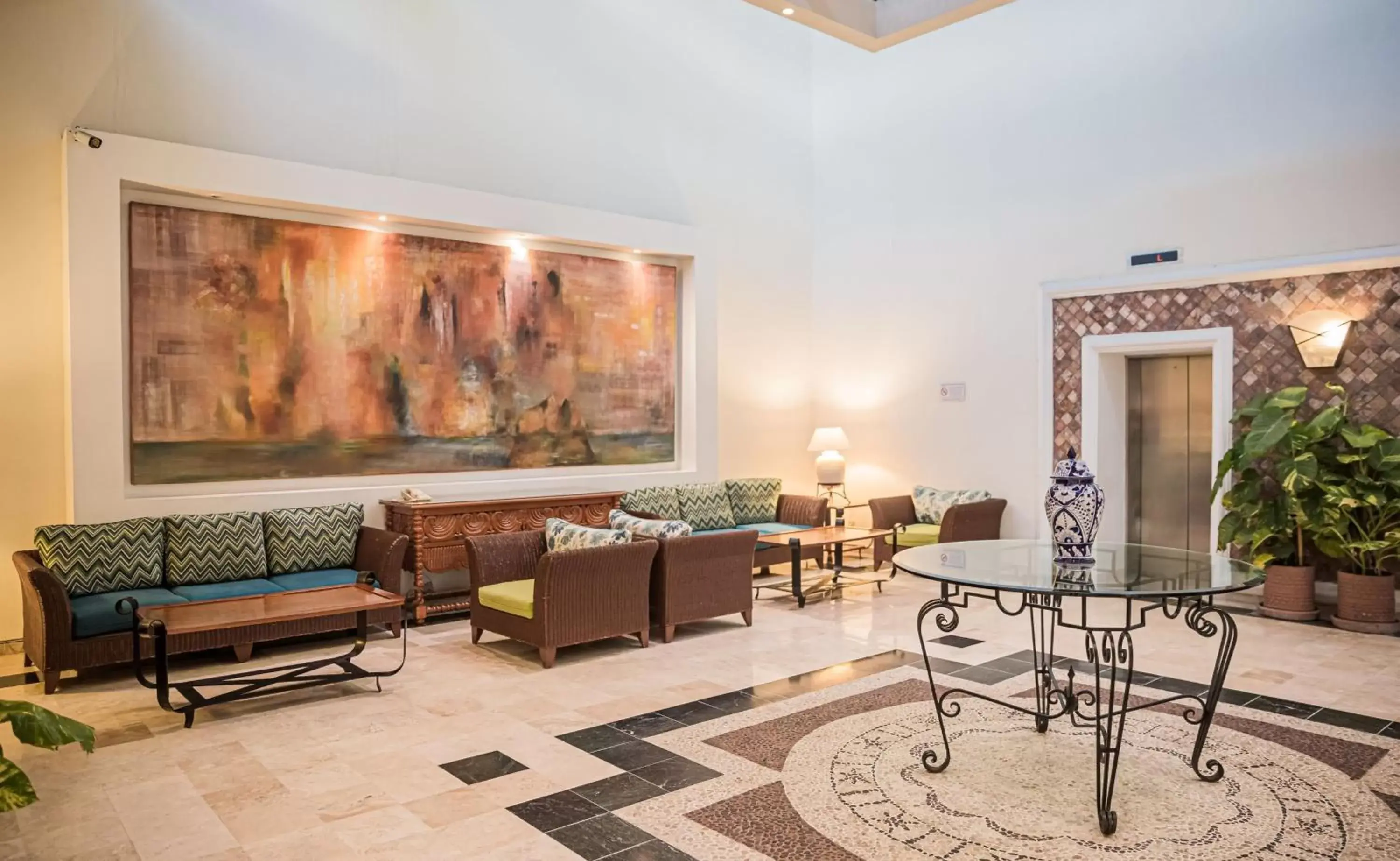 Lobby or reception, Seating Area in Holiday Inn Resort Acapulco, an IHG Hotel