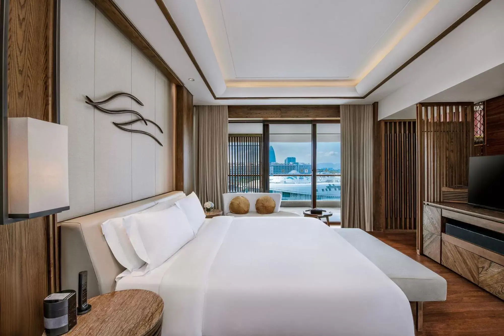 Bedroom, Bed in InterContinental Sanya Haitang Bay Resort, an IHG Hotel