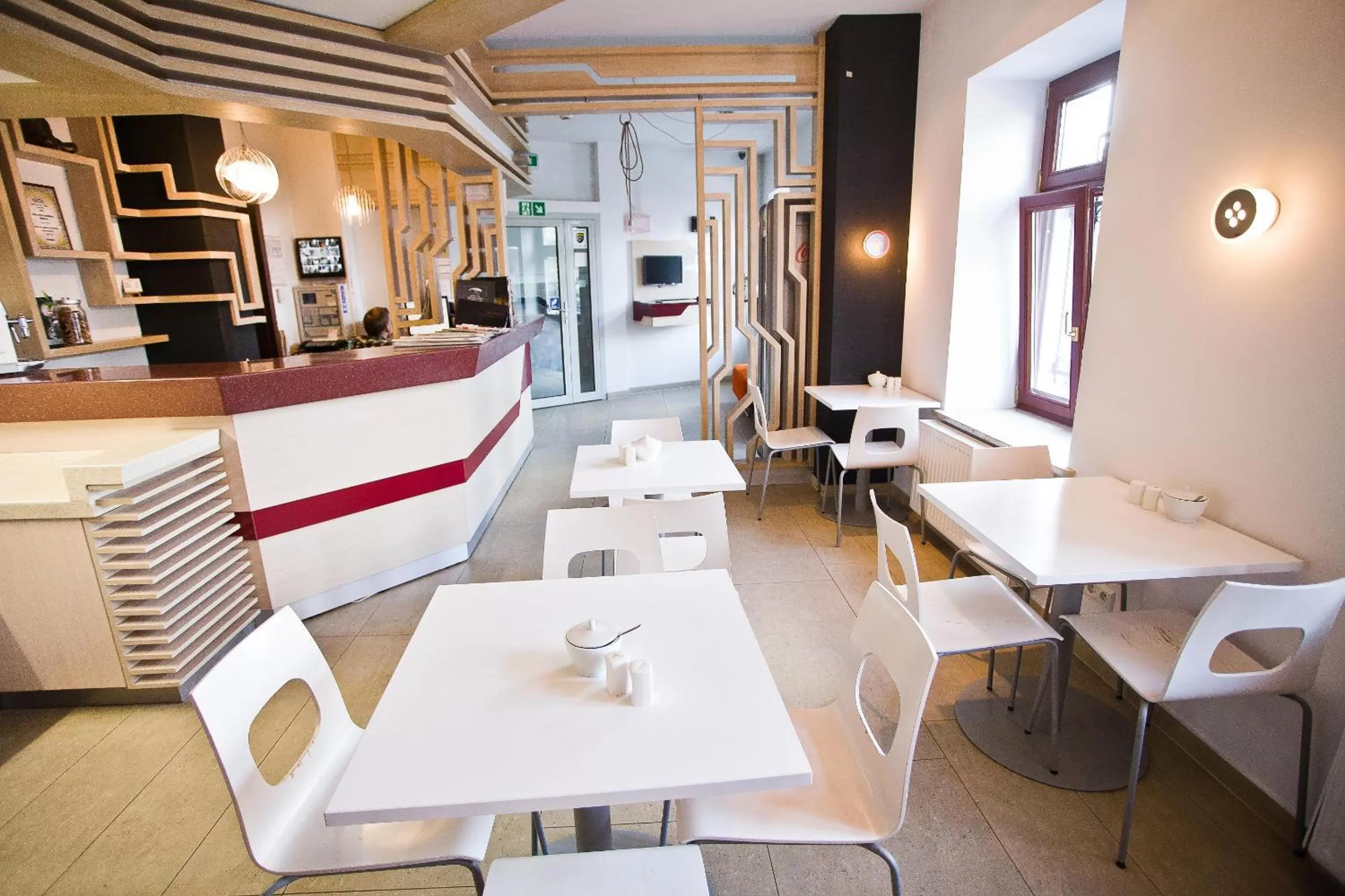 Restaurant/Places to Eat in Akira Bed & Breakfast