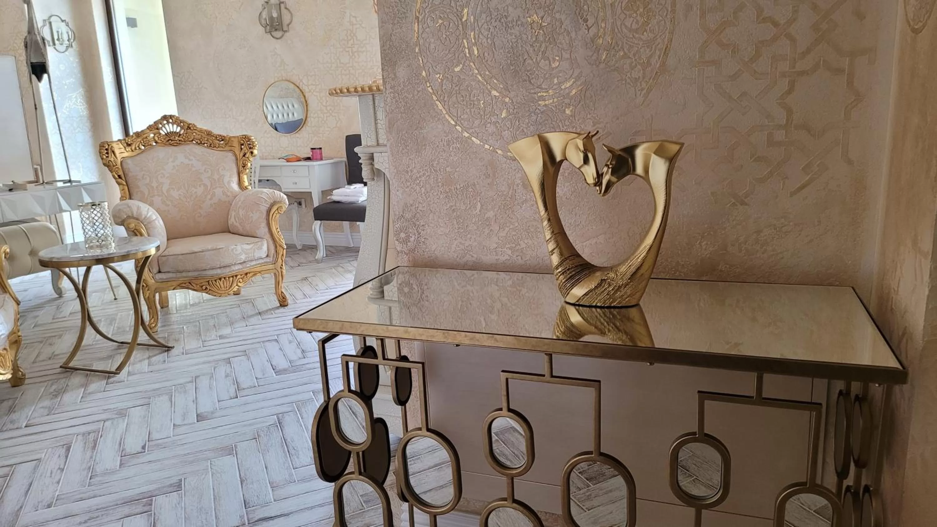 Decorative detail in Terrace Suites Iasi