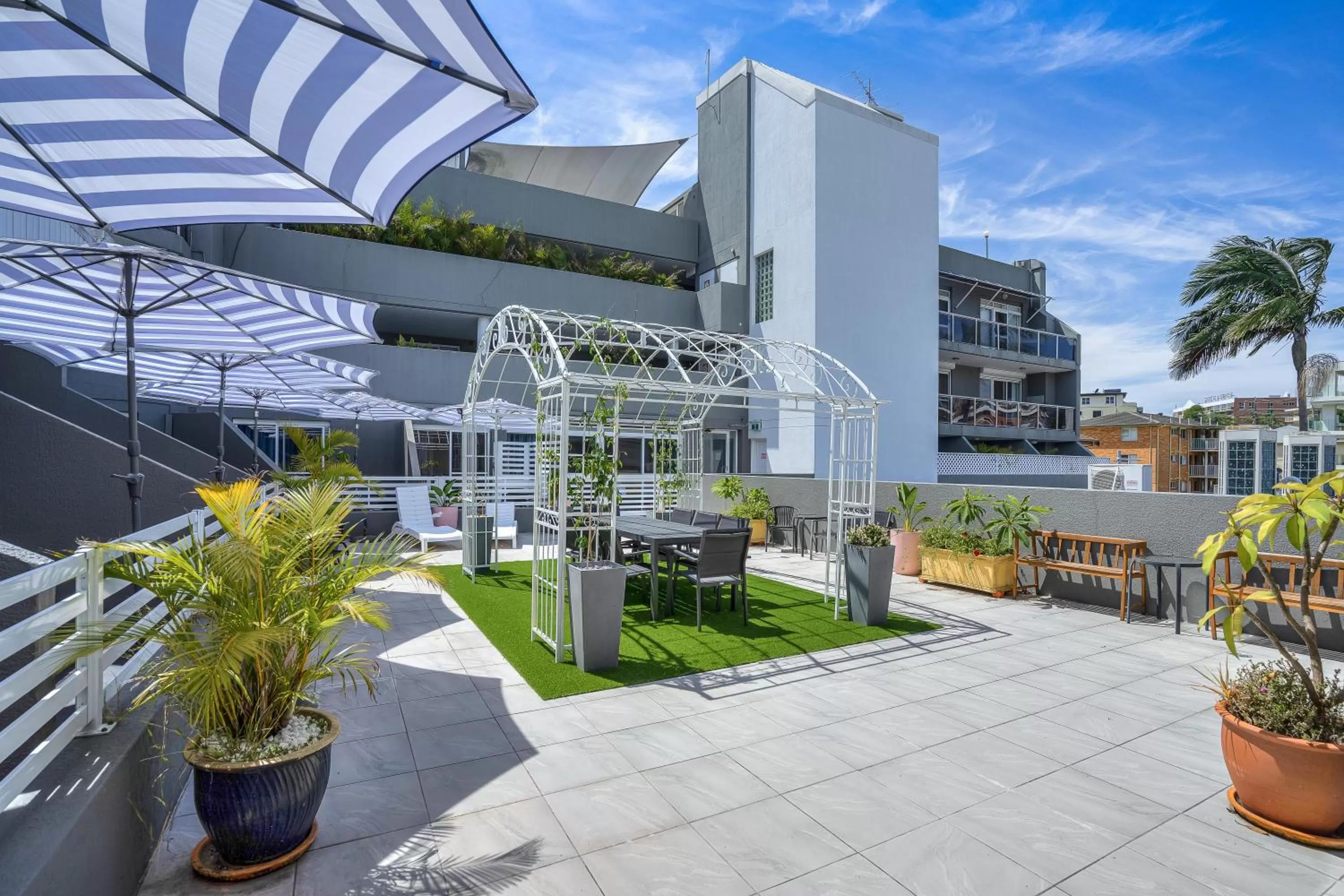 Balcony/Terrace in Nelson Towers Motel & Apartments