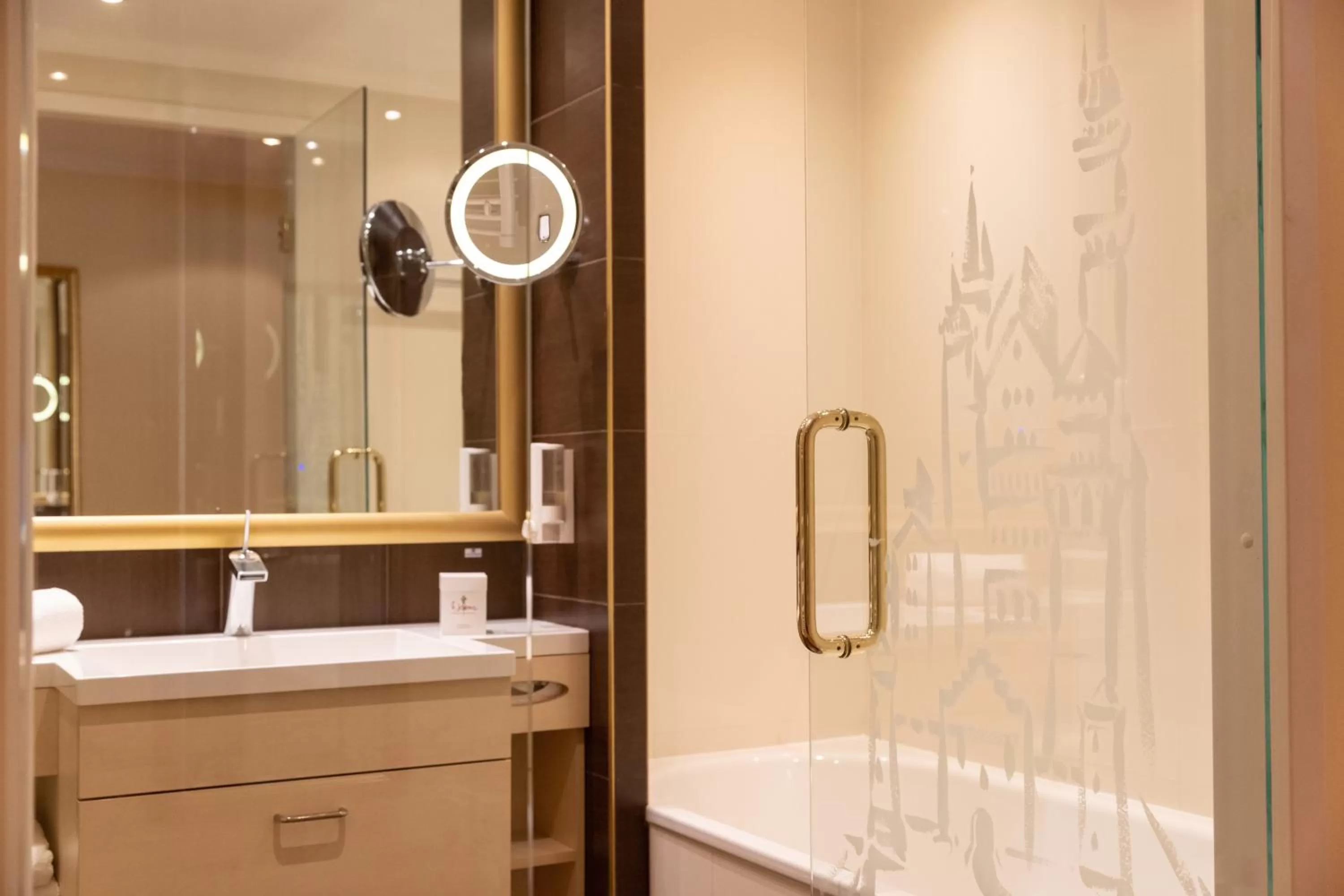 Bathroom in Hotel Schlosskrone