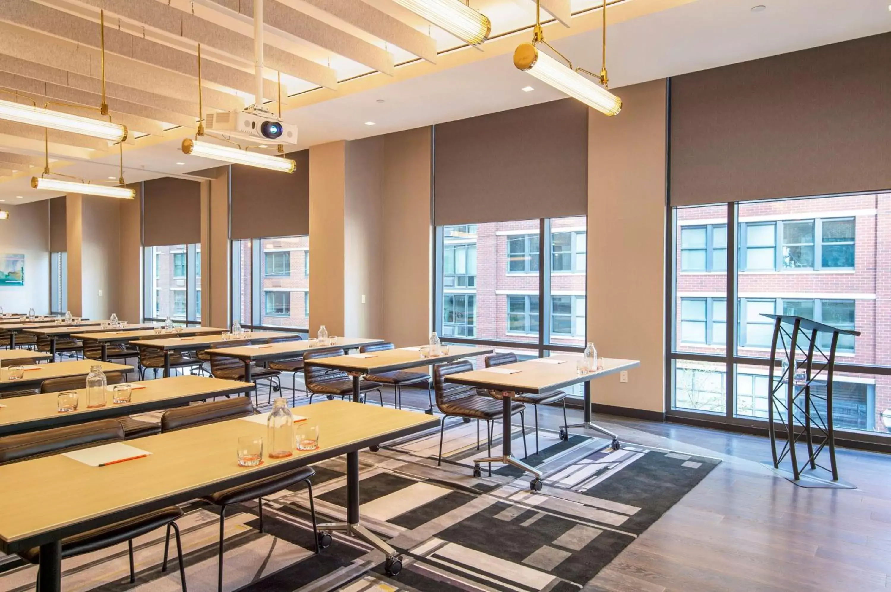 Meeting/conference room, Restaurant/Places to Eat in Canopy By Hilton Jersey City Arts District
