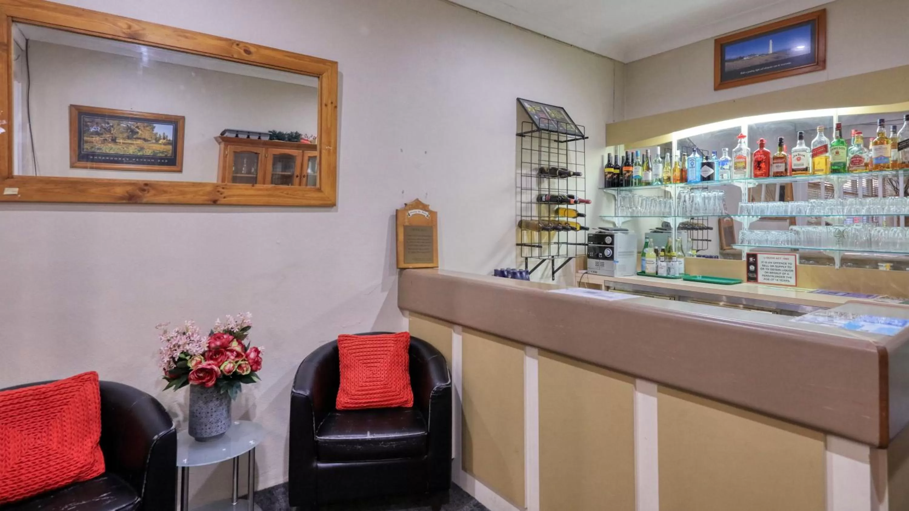 Lounge or bar in Cootamundra Gardens Motel