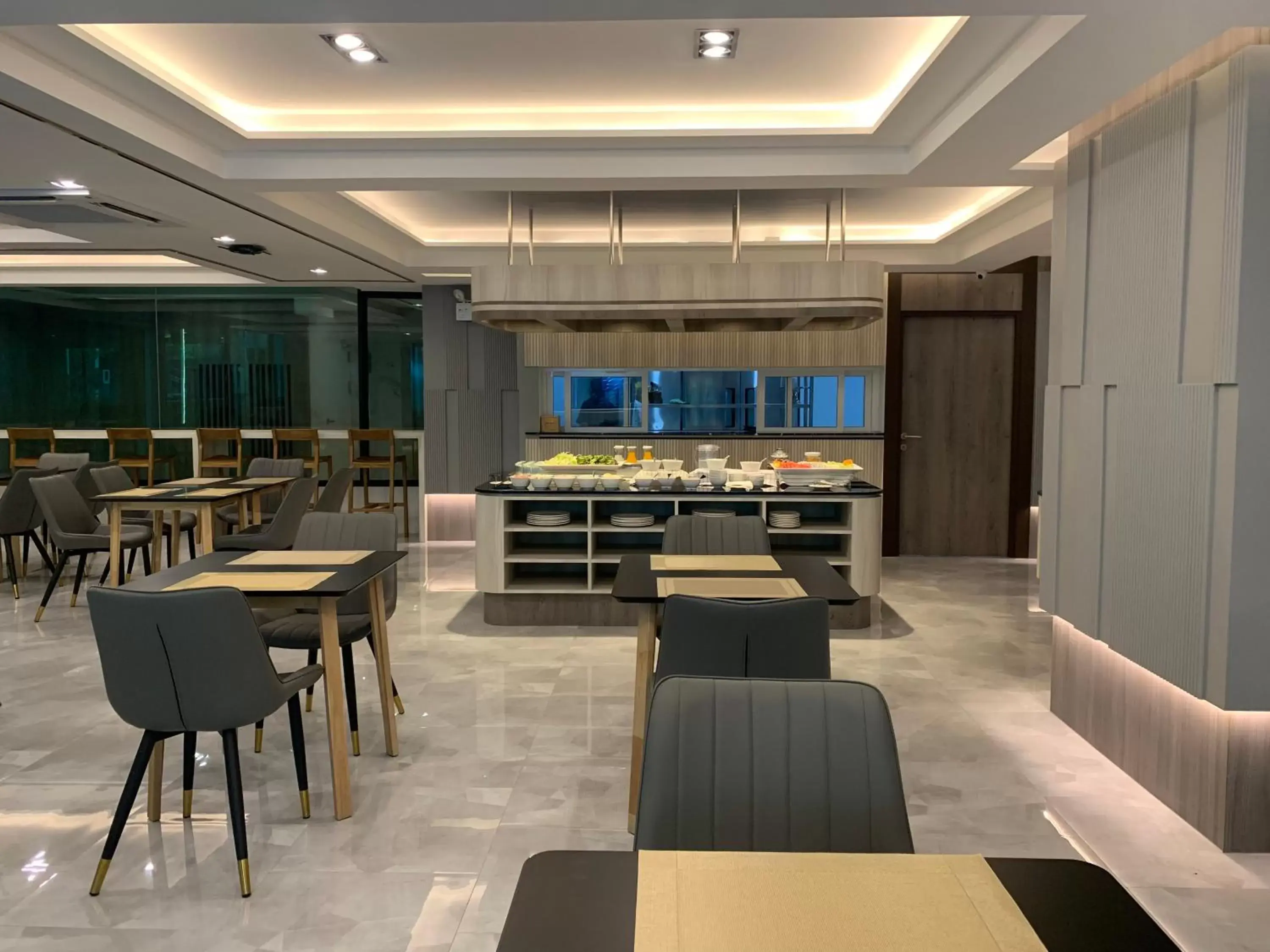 Restaurant/Places to Eat in Thana Wisut Hotel - SHA Plus