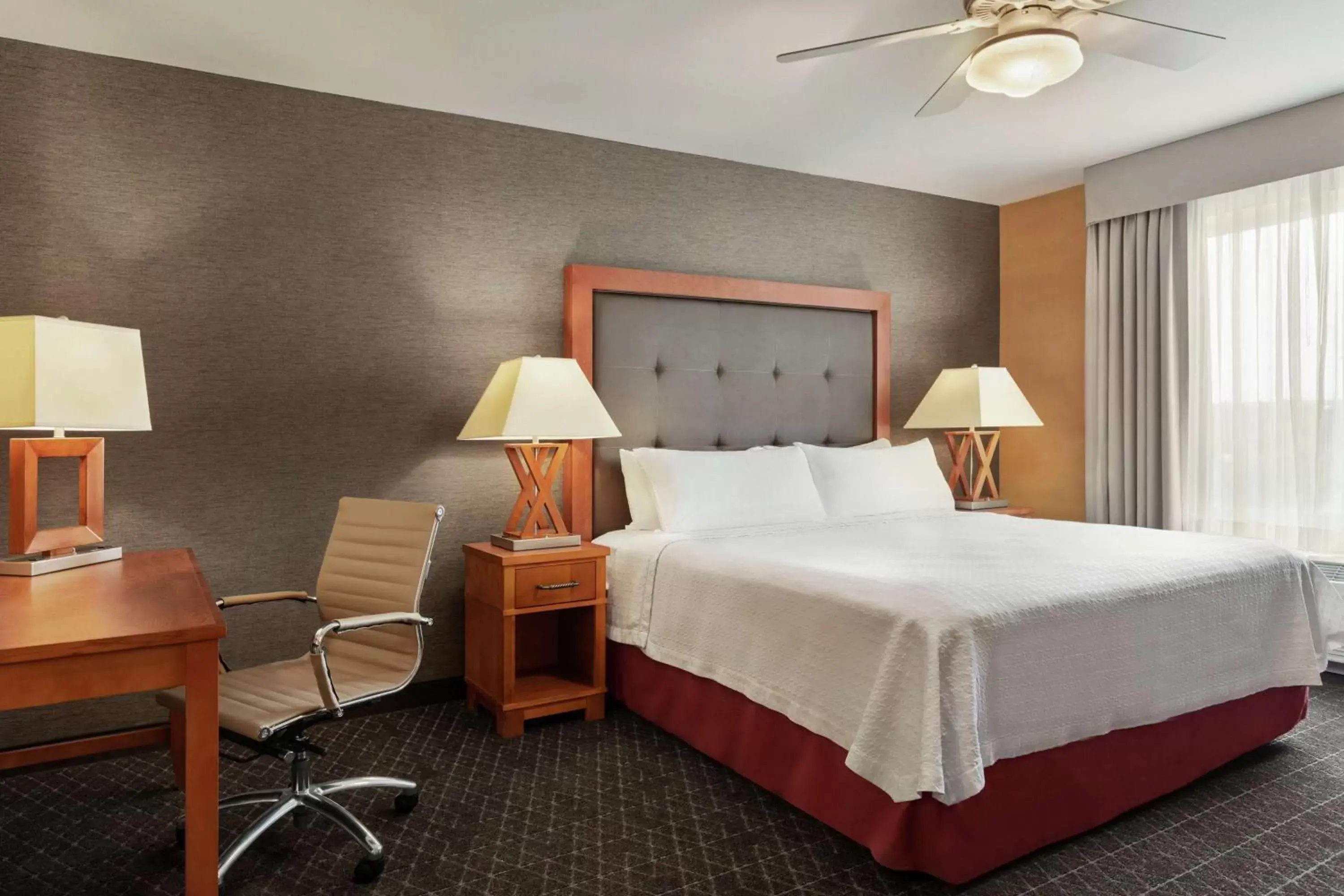 Bedroom, Bed in Homewood Suites by Hilton Allentown-West/Fogelsville