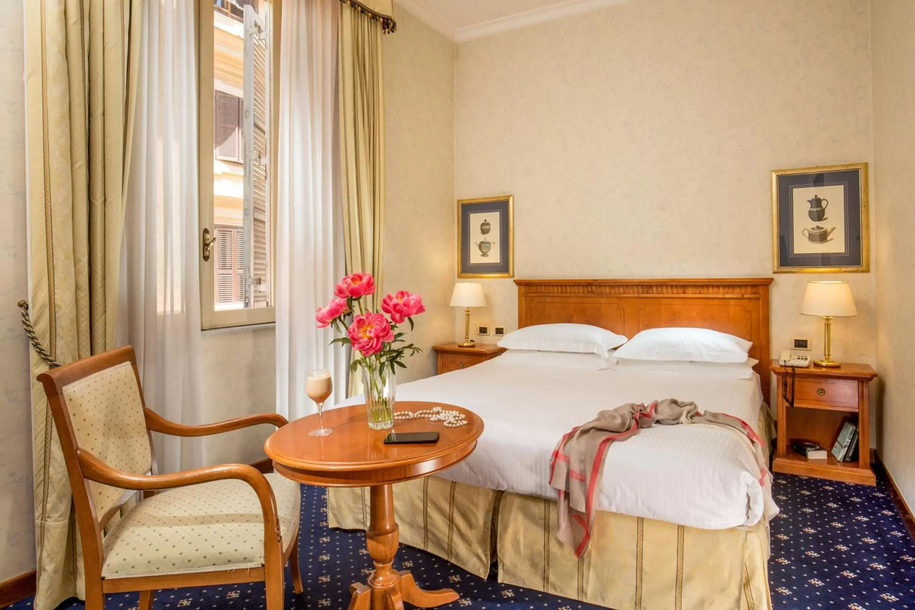 Bed in UNA Hotels Empire Roma Bed in UNA Hotels Empire Roma