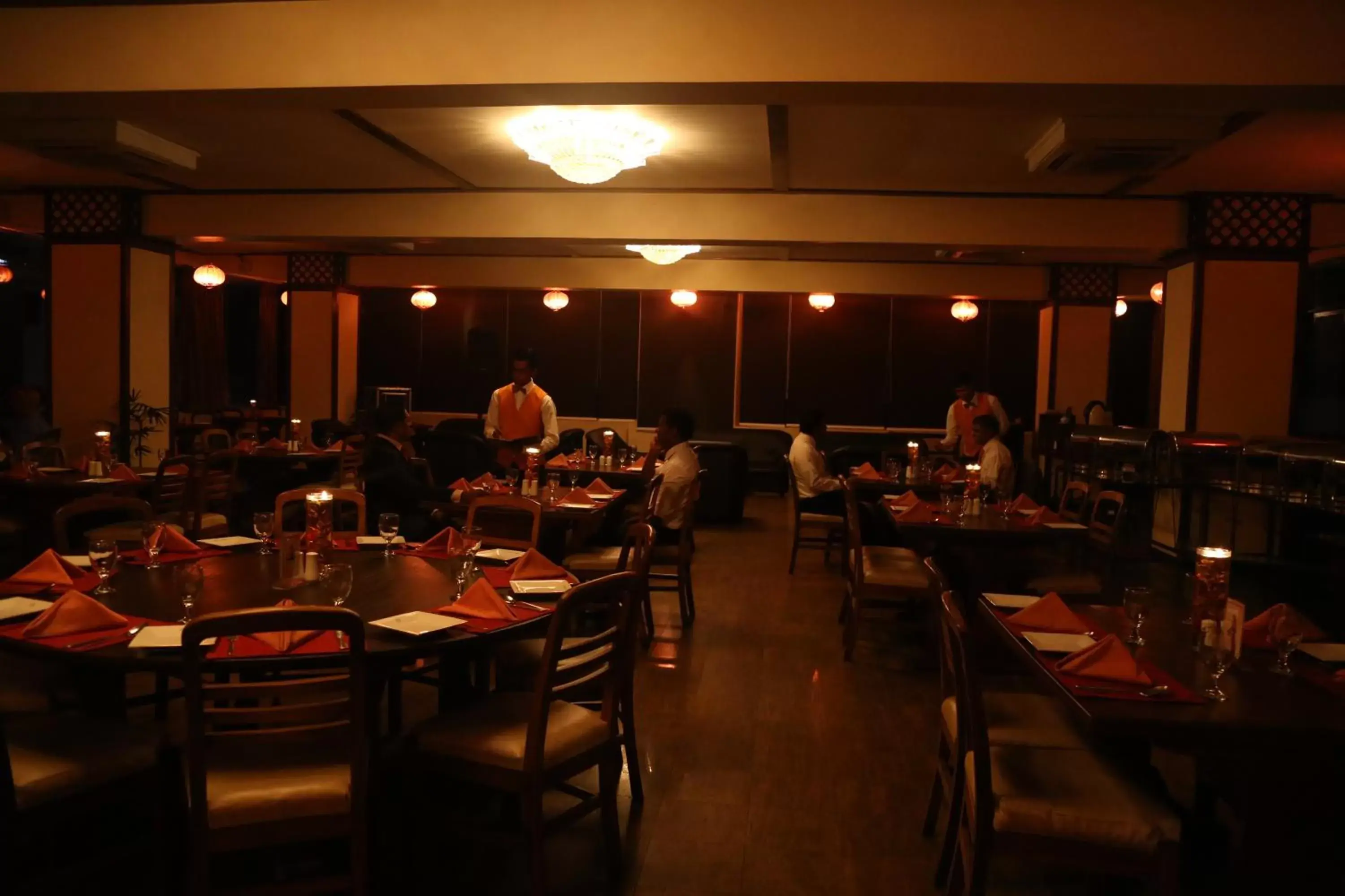 Restaurant/places to eat in Hotel Sapphire Restaurant/places to eat in Hotel Sapphire