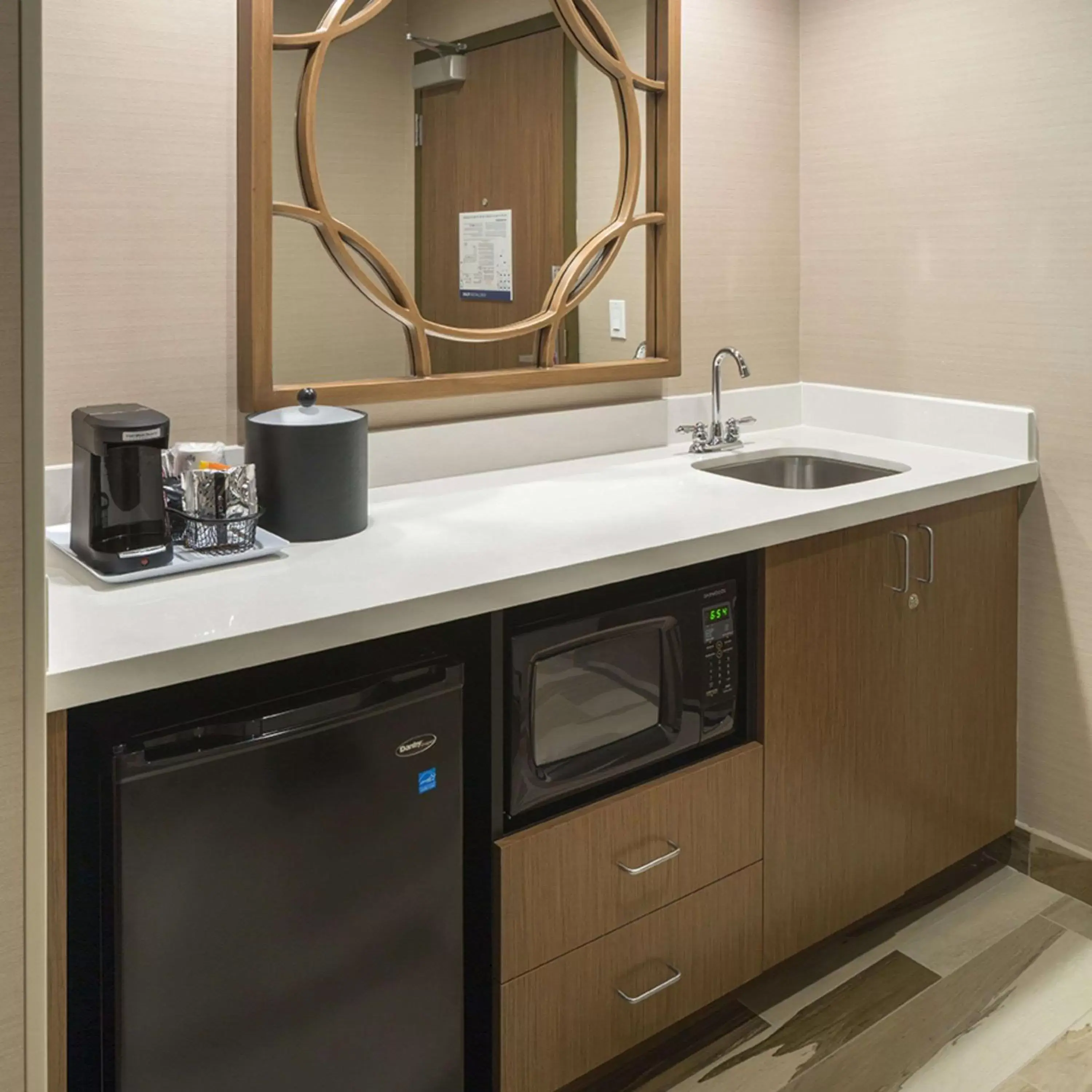 Other, Kitchen/Kitchenette in Hampton Inn & Suites Murrieta