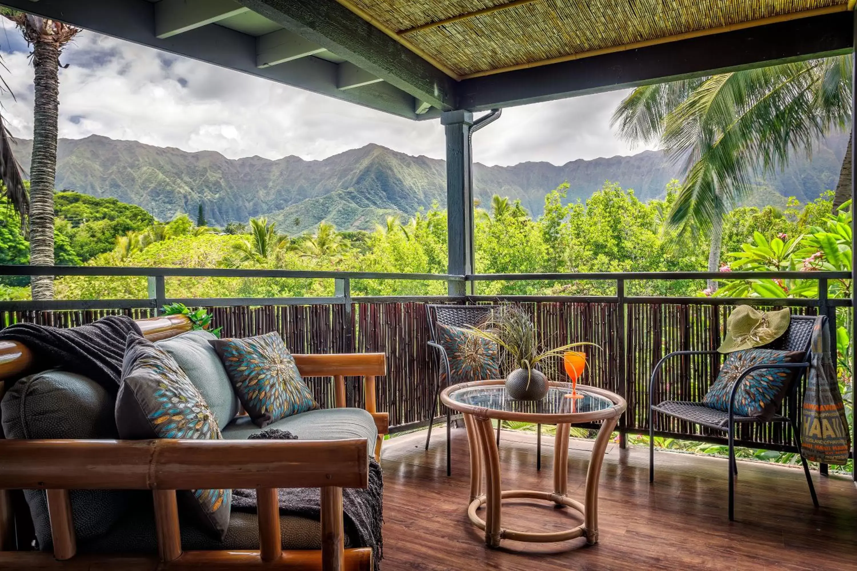 One-Bedroom Suite with Mountain View in Paradise Bay Resort