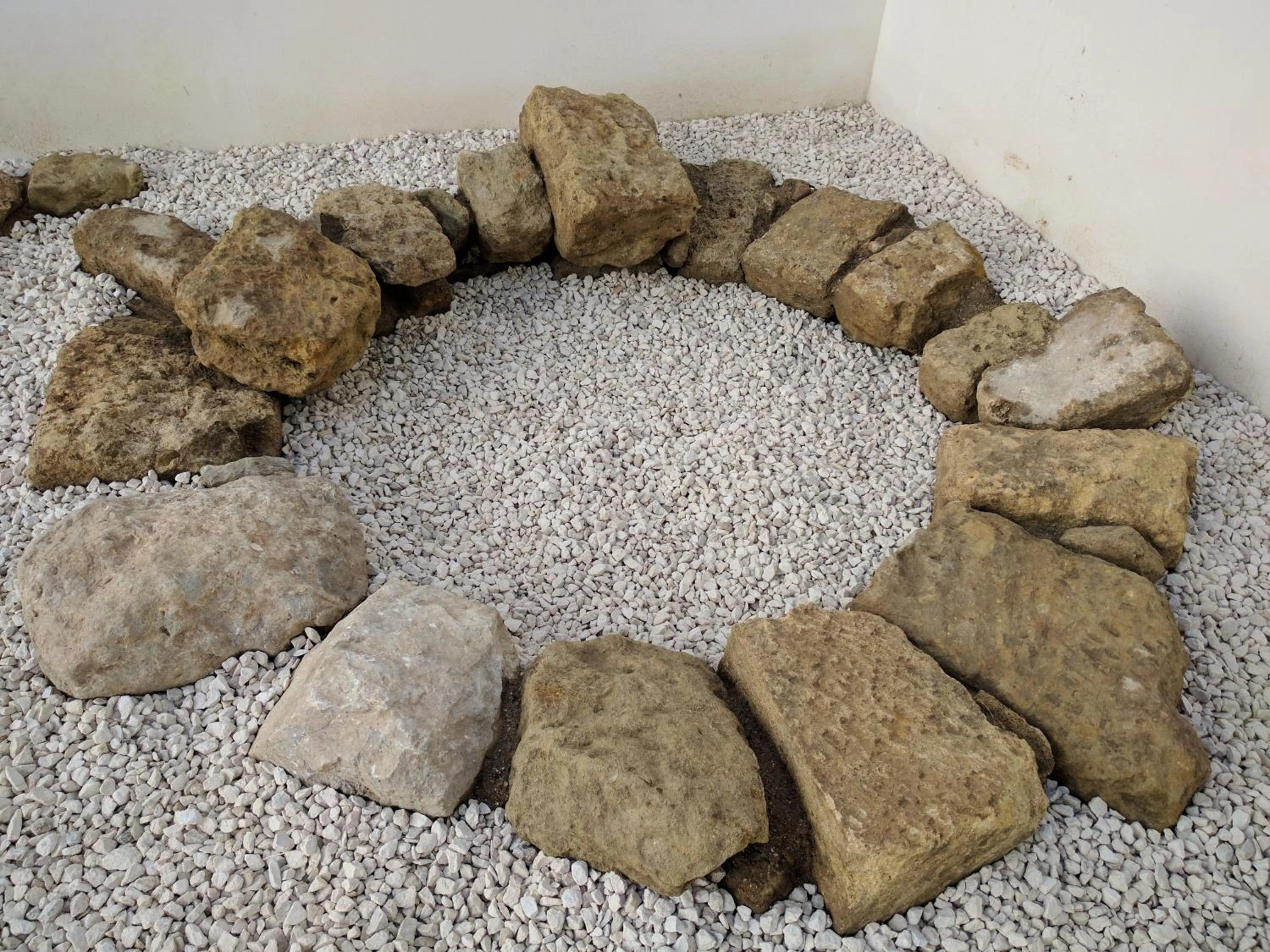 Decorative detail in Patios del Orfebre