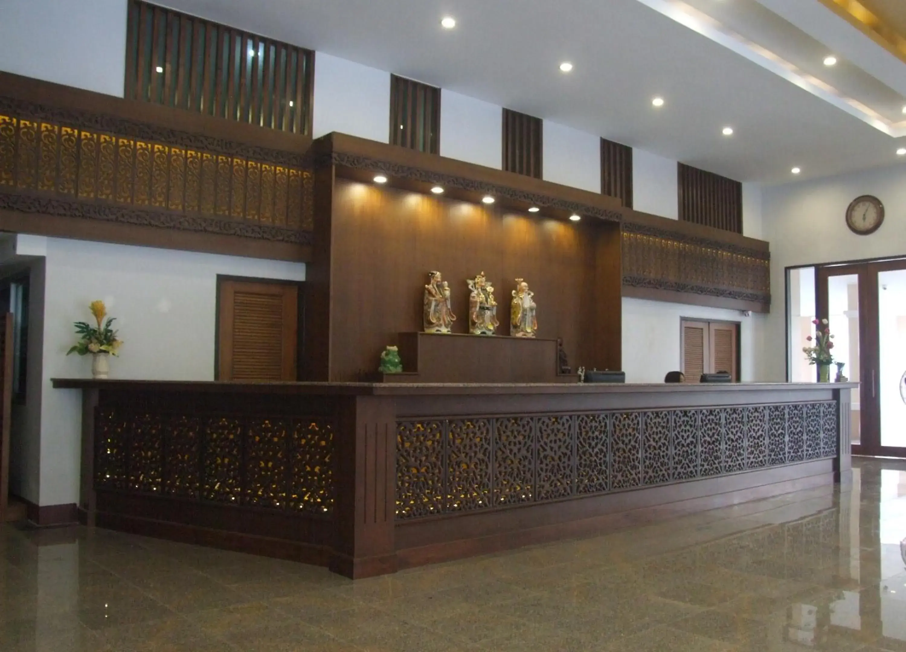 Lobby/Reception in Butnamtong Hotel