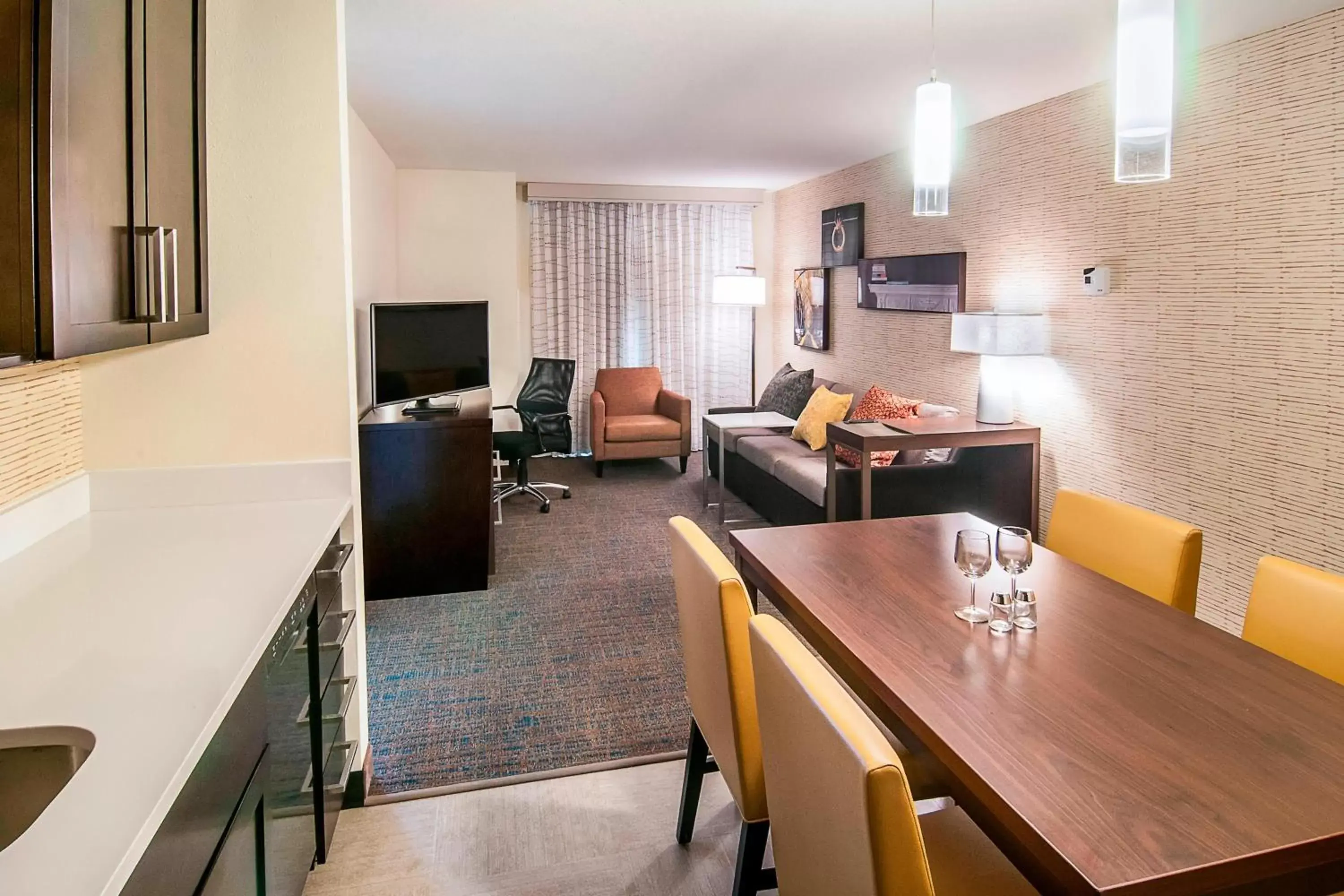 Bedroom, Dining Area in Residence Inn by Marriott Rapid City