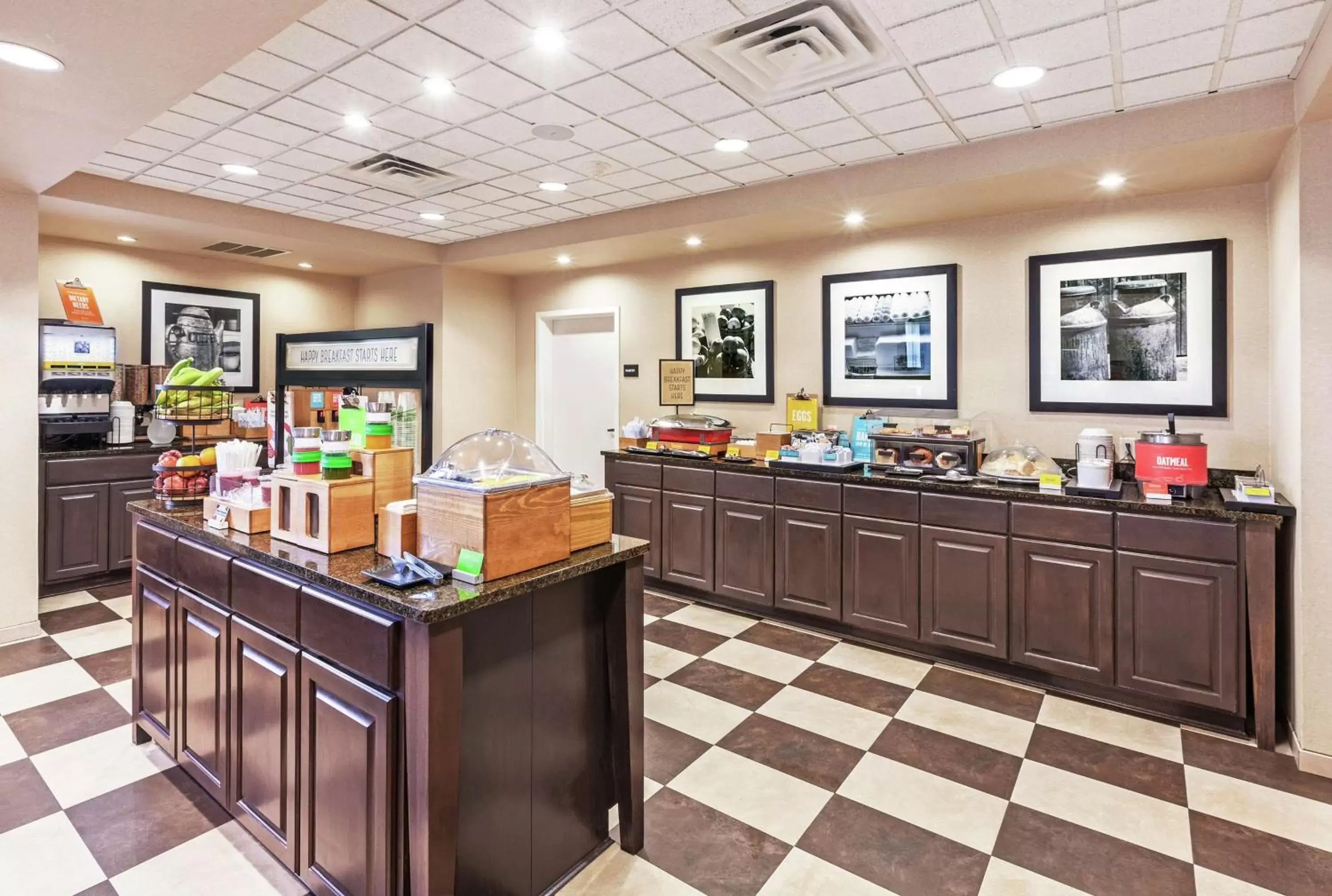 Breakfast in Hampton Inn & Suites Shreveport/Bossier City at Airline Drive