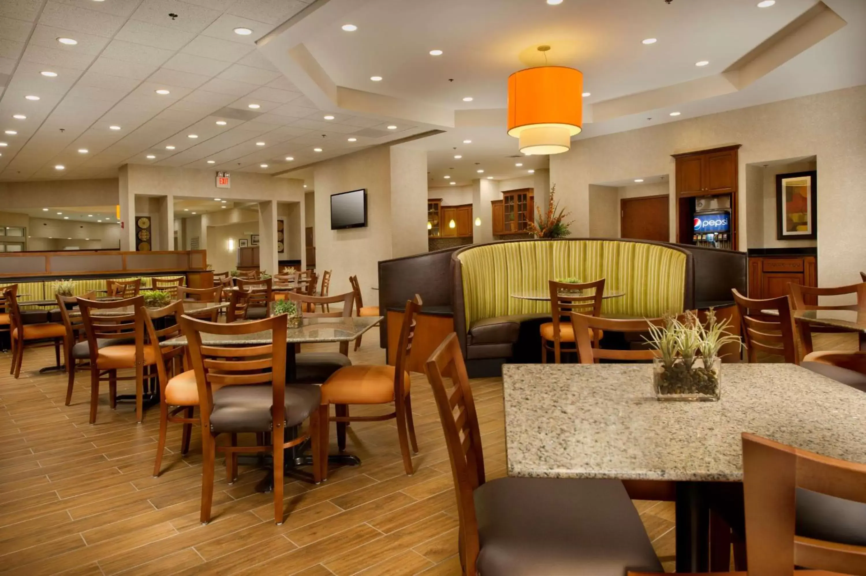 Restaurant/Places to Eat in Drury Inn & Suites Valdosta