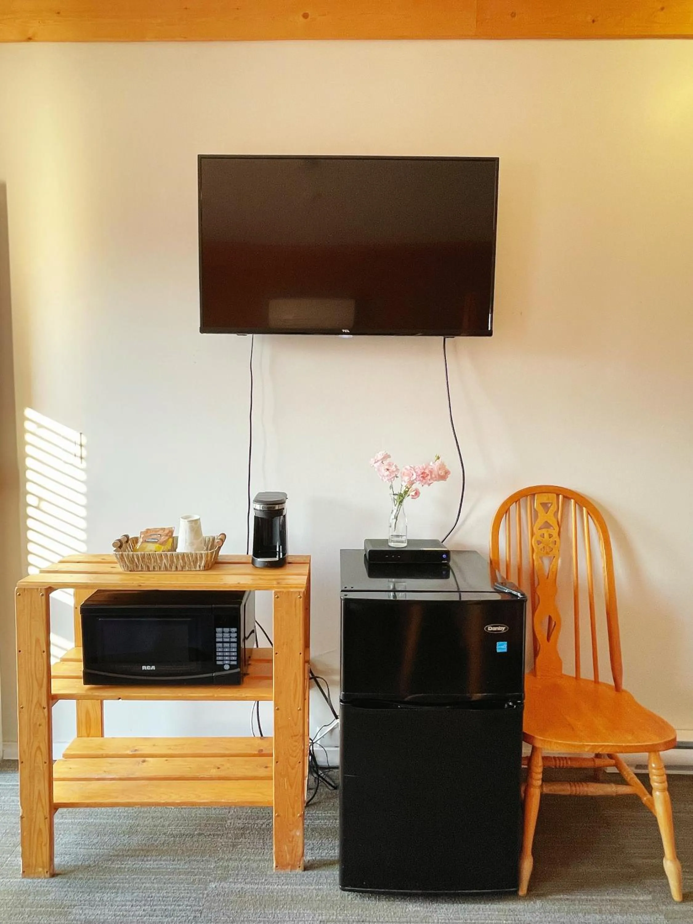 TV and multimedia in Bear's Claw Lodge