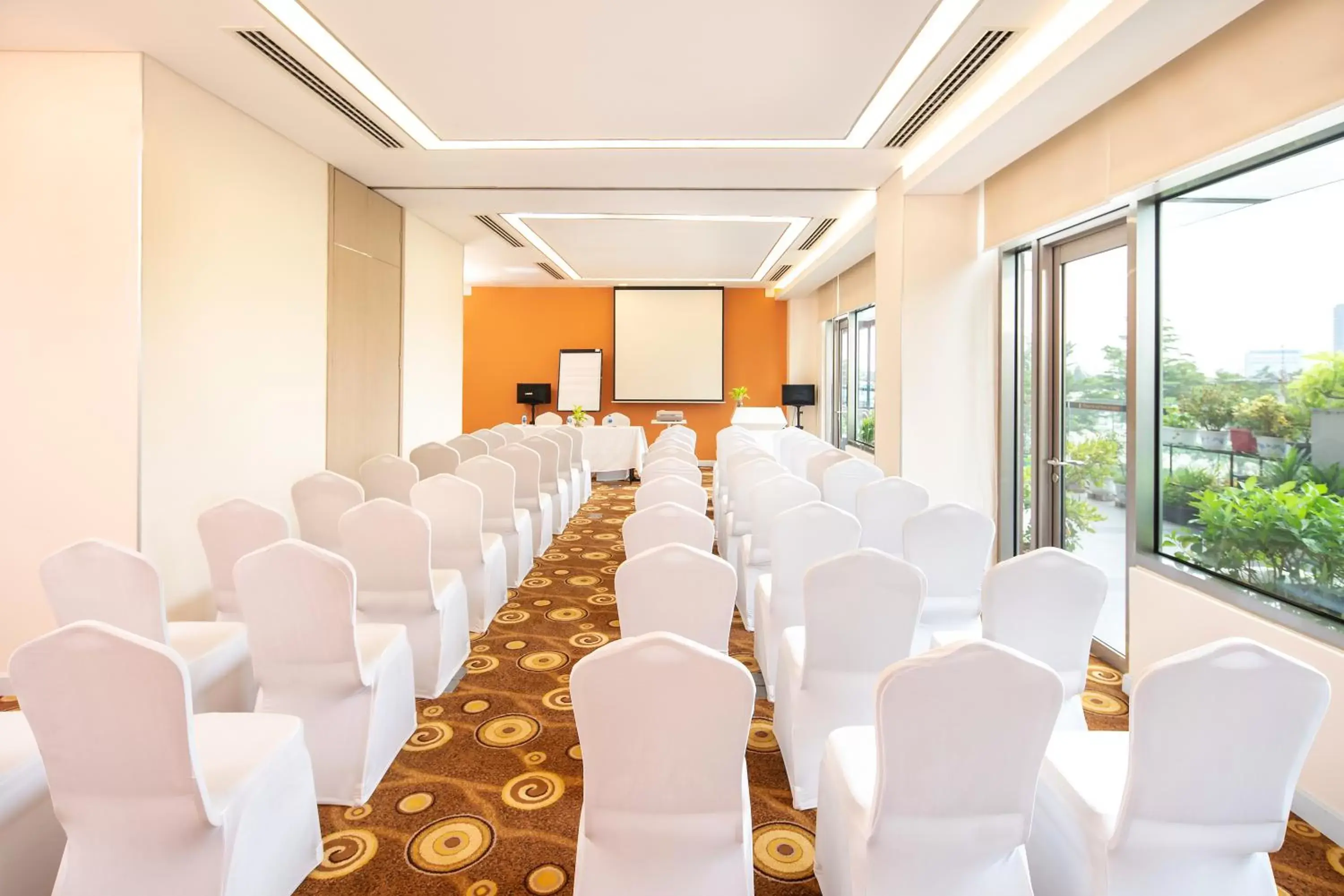 Meeting/conference room in Ibis Saigon South