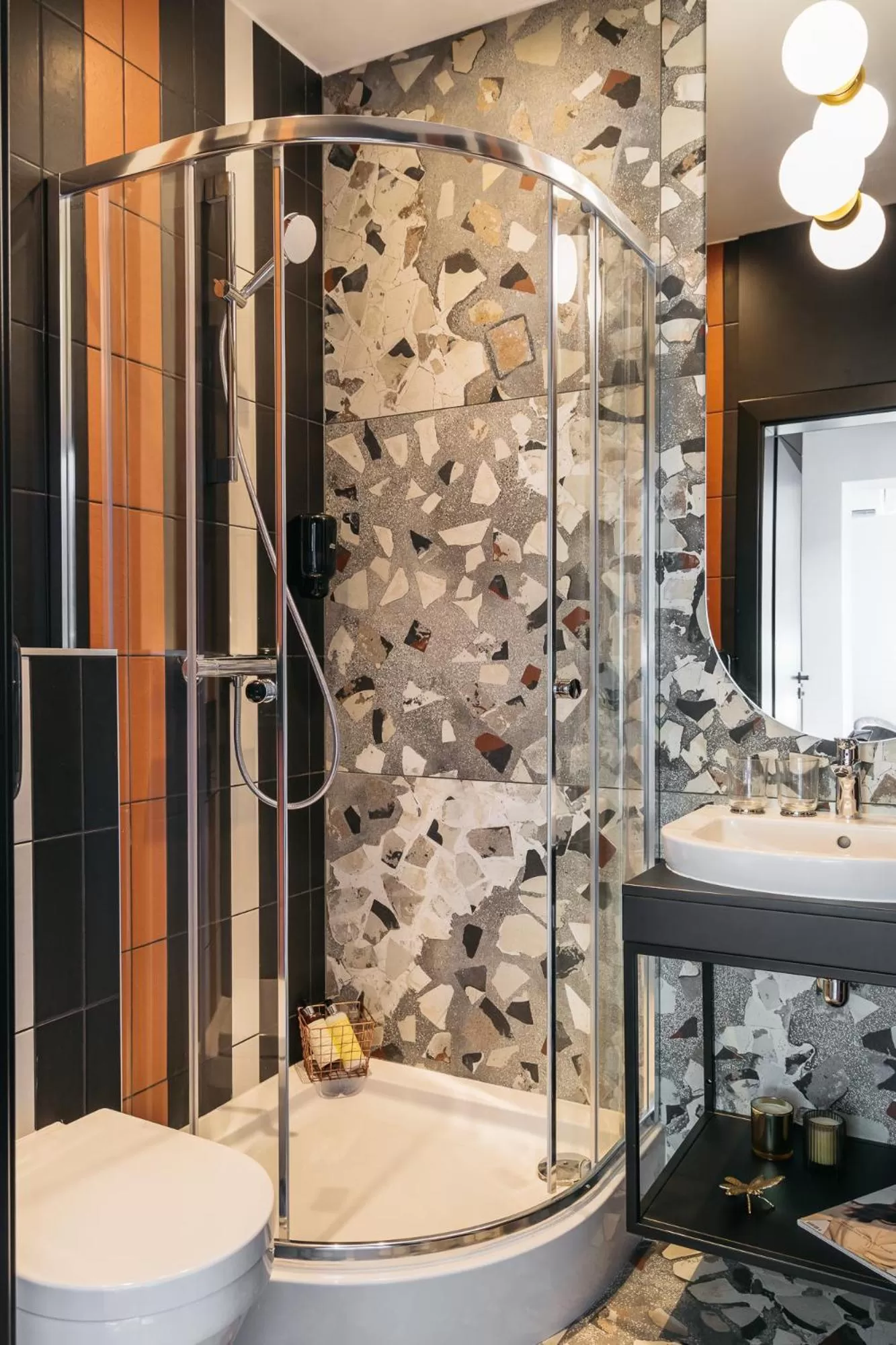 Shower, Bathroom in Estery12 by Loft Affair