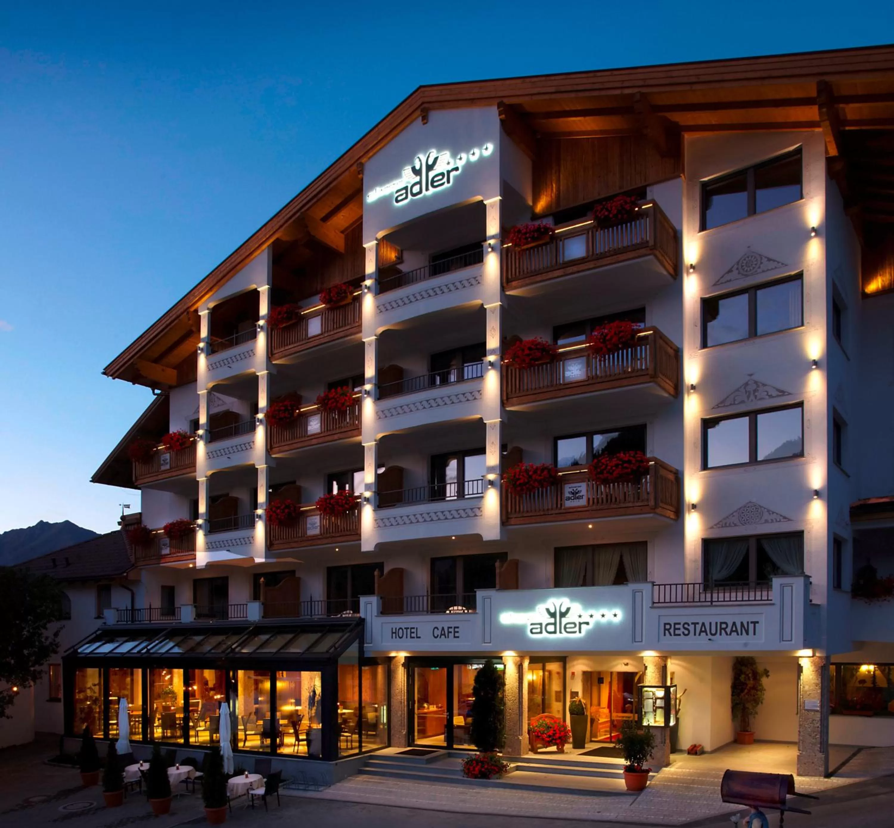 Facade/entrance in Hotel Schwarzer Adler