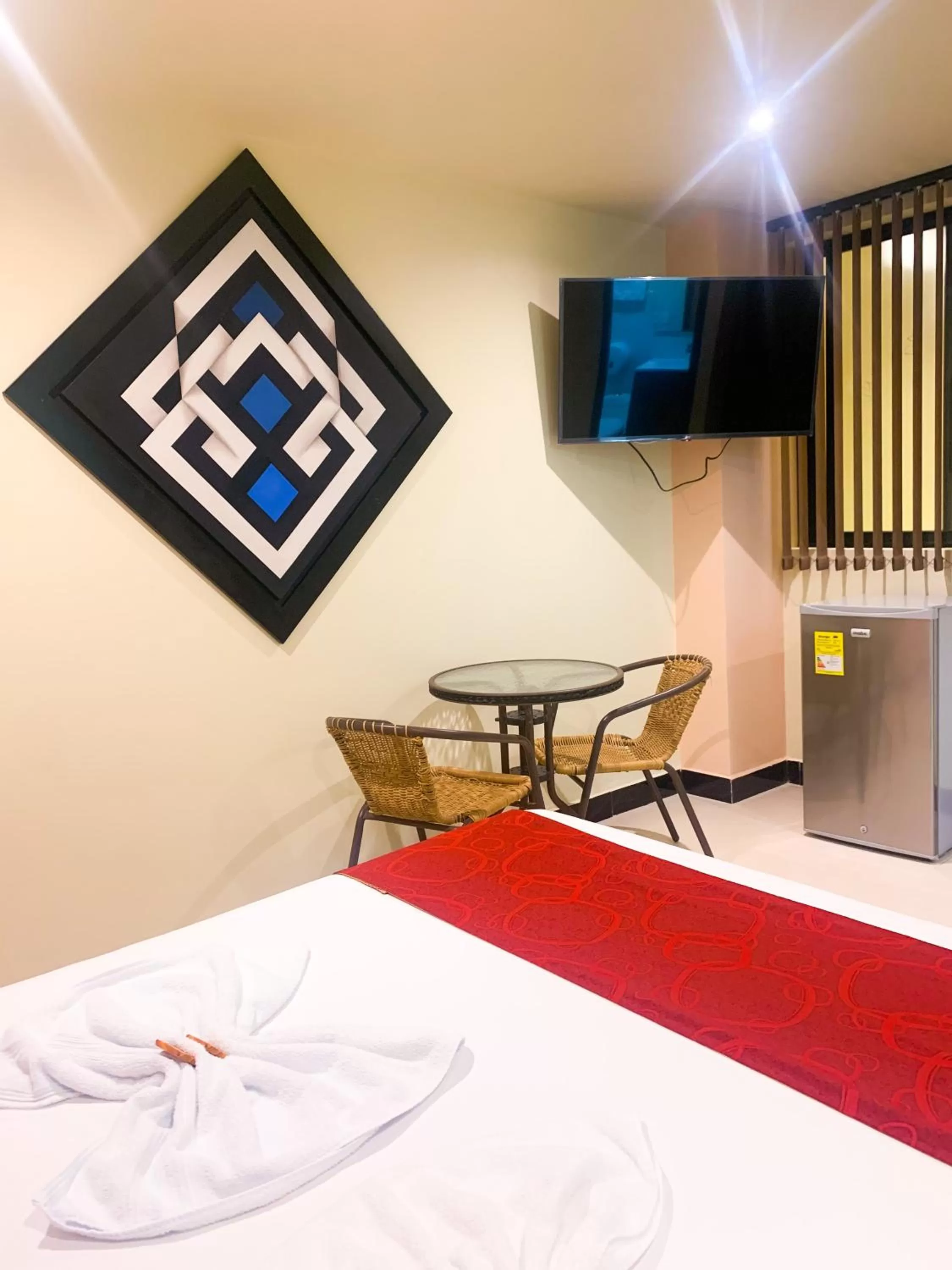 Deluxe Queen Room in Hotel Plaza Garibaldi