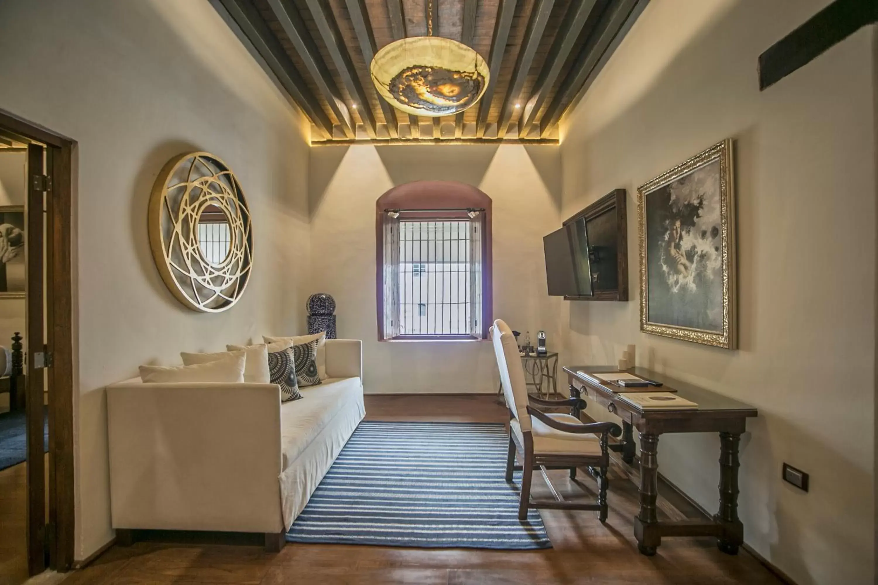 Living room, Dining Area in Casona de los Sapos Hotel Boutique