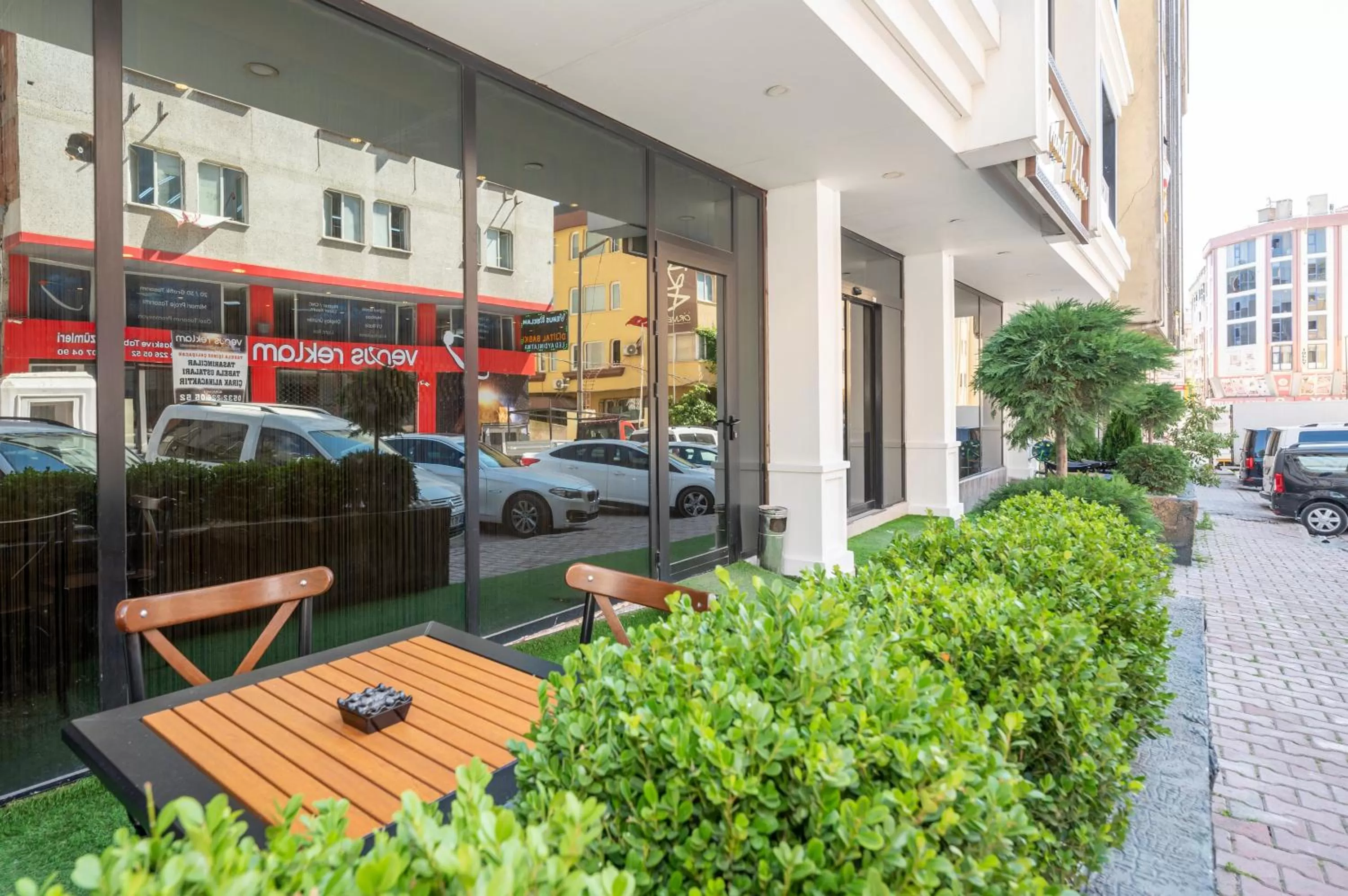 Garden in Grand Palace Hotel