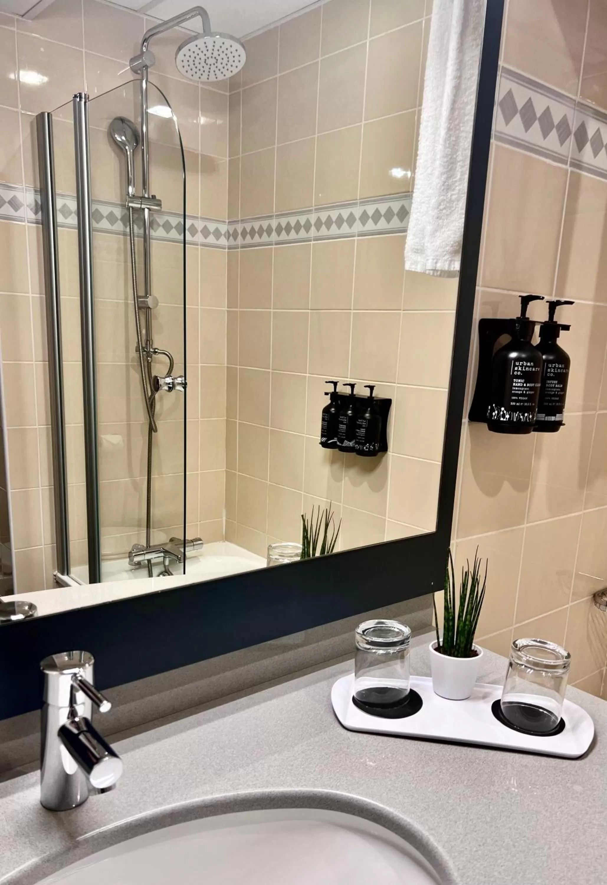 Bathroom in Holiday Inn Toulouse Airport by IHG