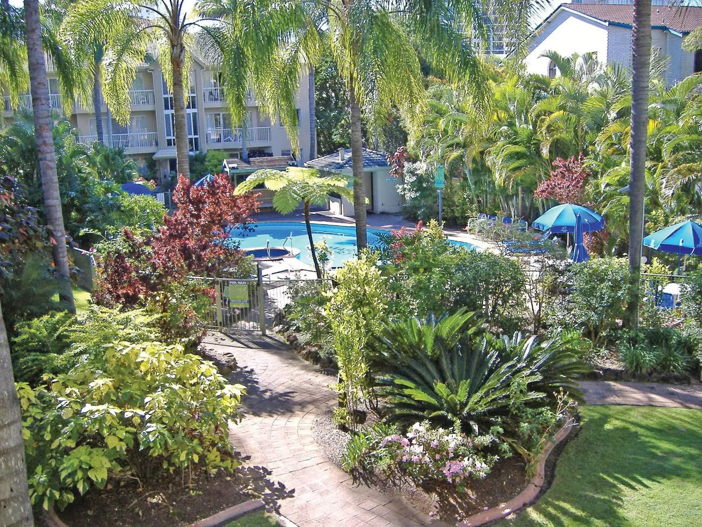 Garden, Pool View in Mari Court Resort