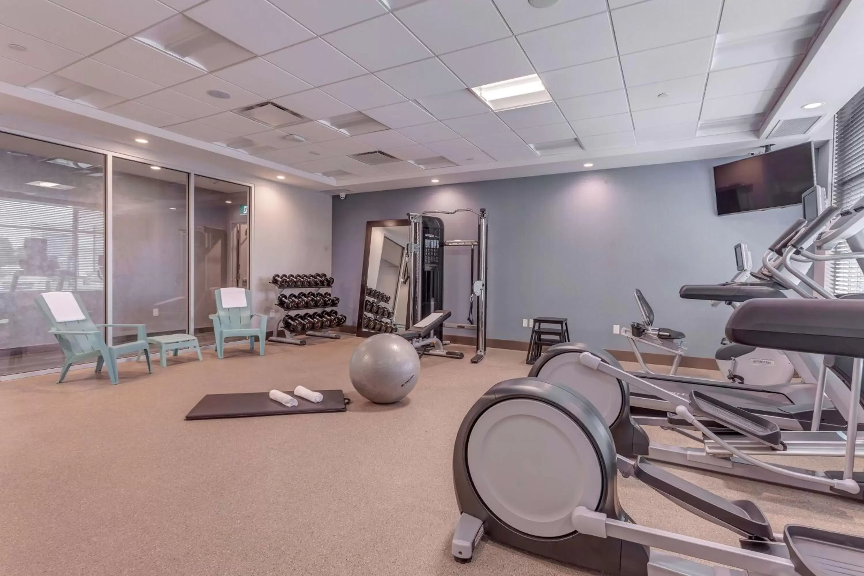 Fitness centre/facilities, Fitness Center/Facilities in Hilton Garden Inn Toronto/Brampton West, Ontario, Canada