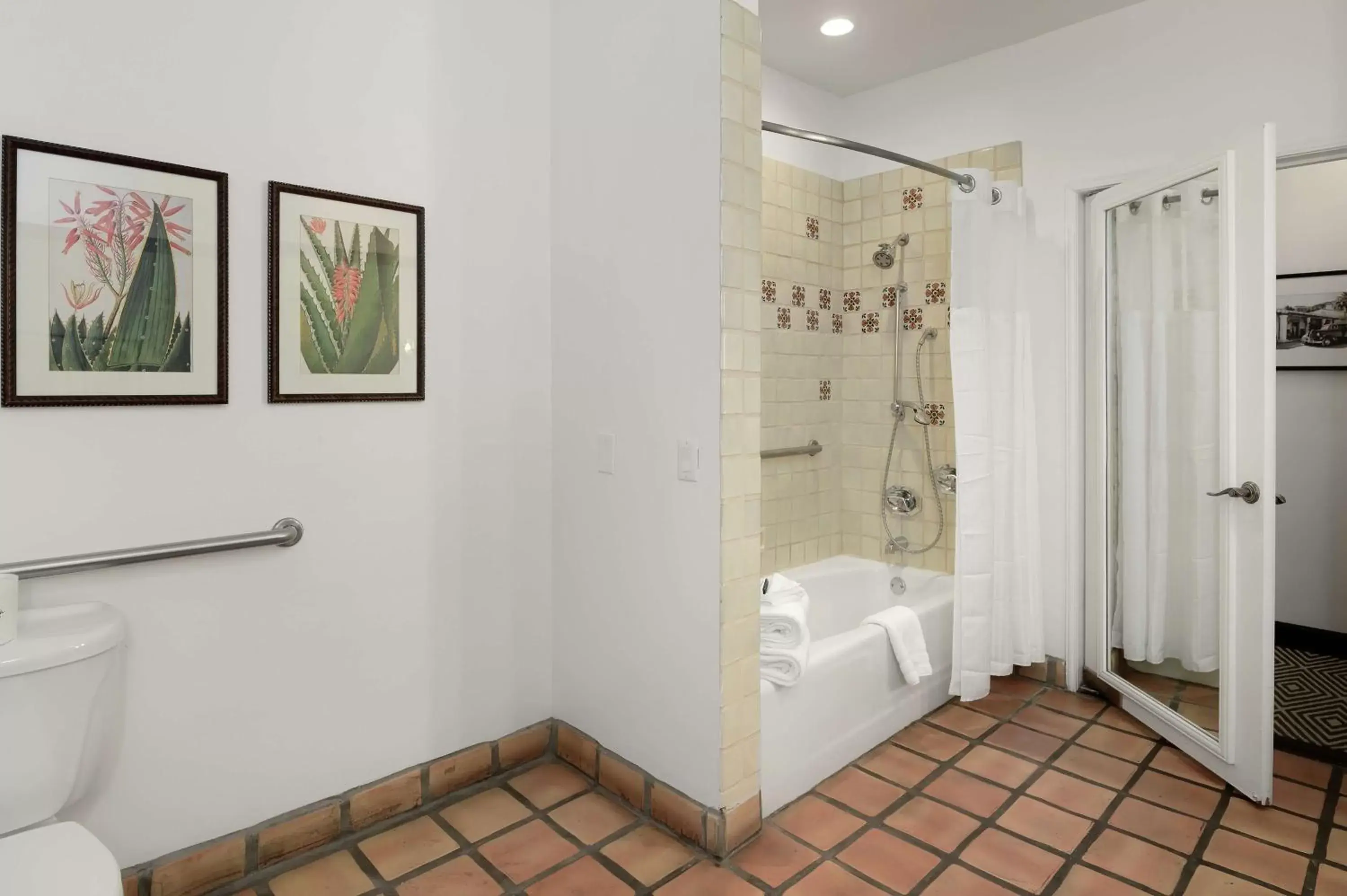 Bathroom in La Quinta Resort & Club, Curio Collection