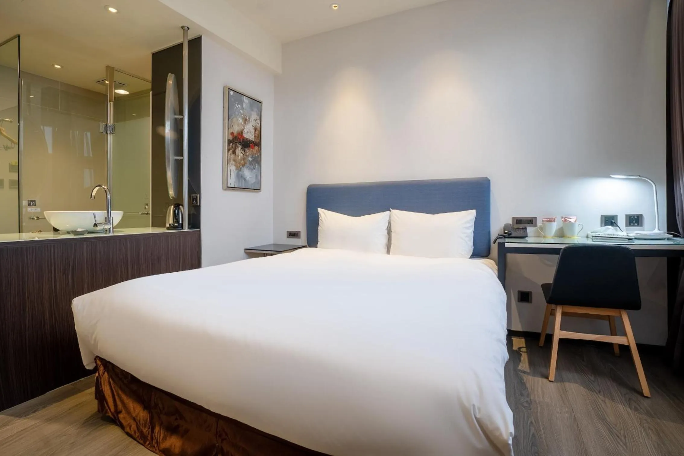 Bed in CHECK inn Taipei Xinyi