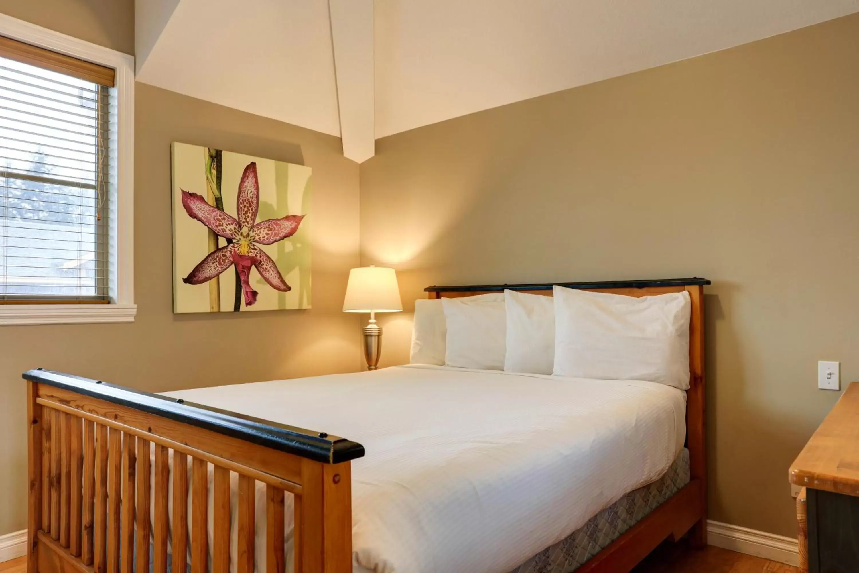 Bedroom, Bed in Vedder River Inn